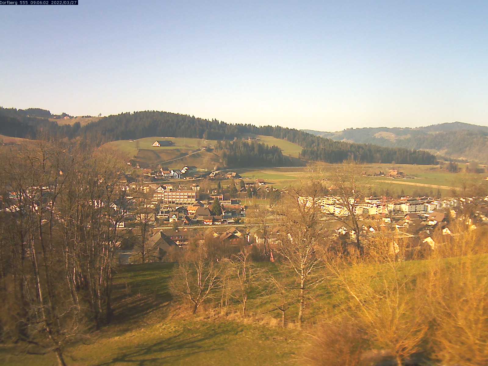 Webcam-Bild: Aussicht vom Dorfberg in Langnau 20220327-090601