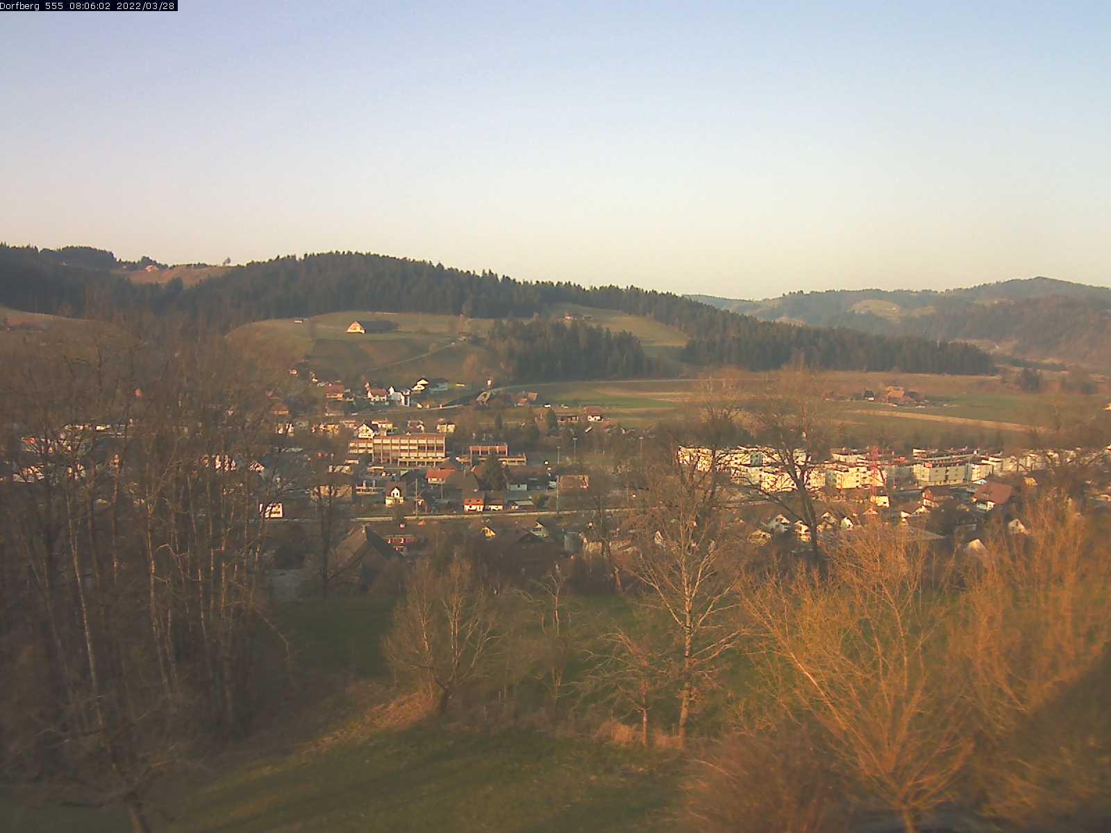 Webcam-Bild: Aussicht vom Dorfberg in Langnau 20220328-080601