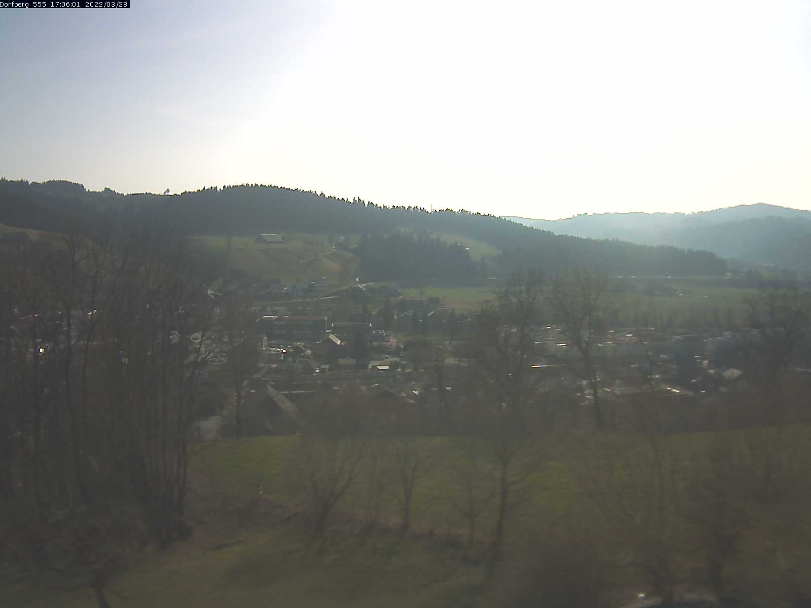 Webcam-Bild: Aussicht vom Dorfberg in Langnau 20220328-170601