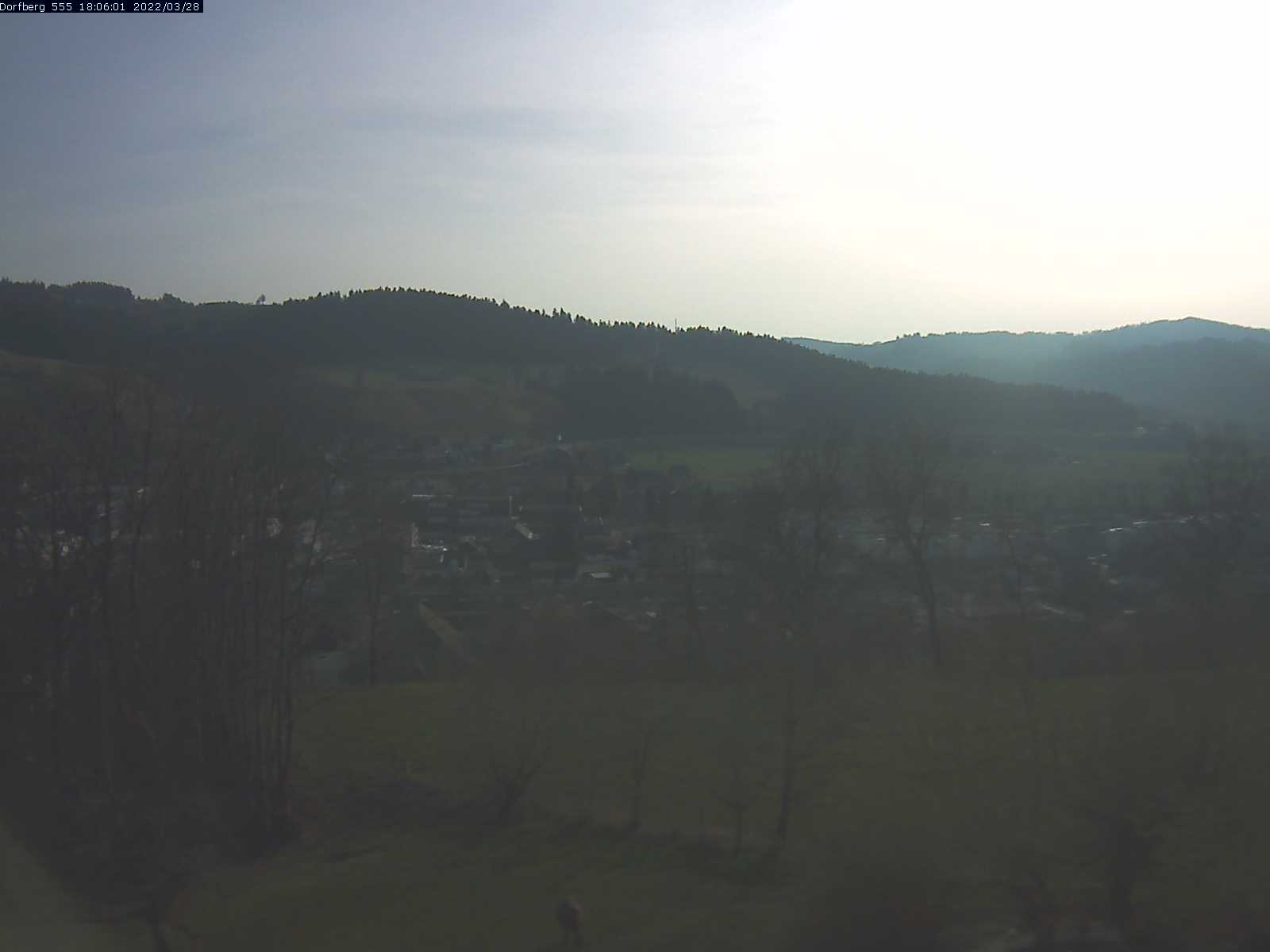 Webcam-Bild: Aussicht vom Dorfberg in Langnau 20220328-180601