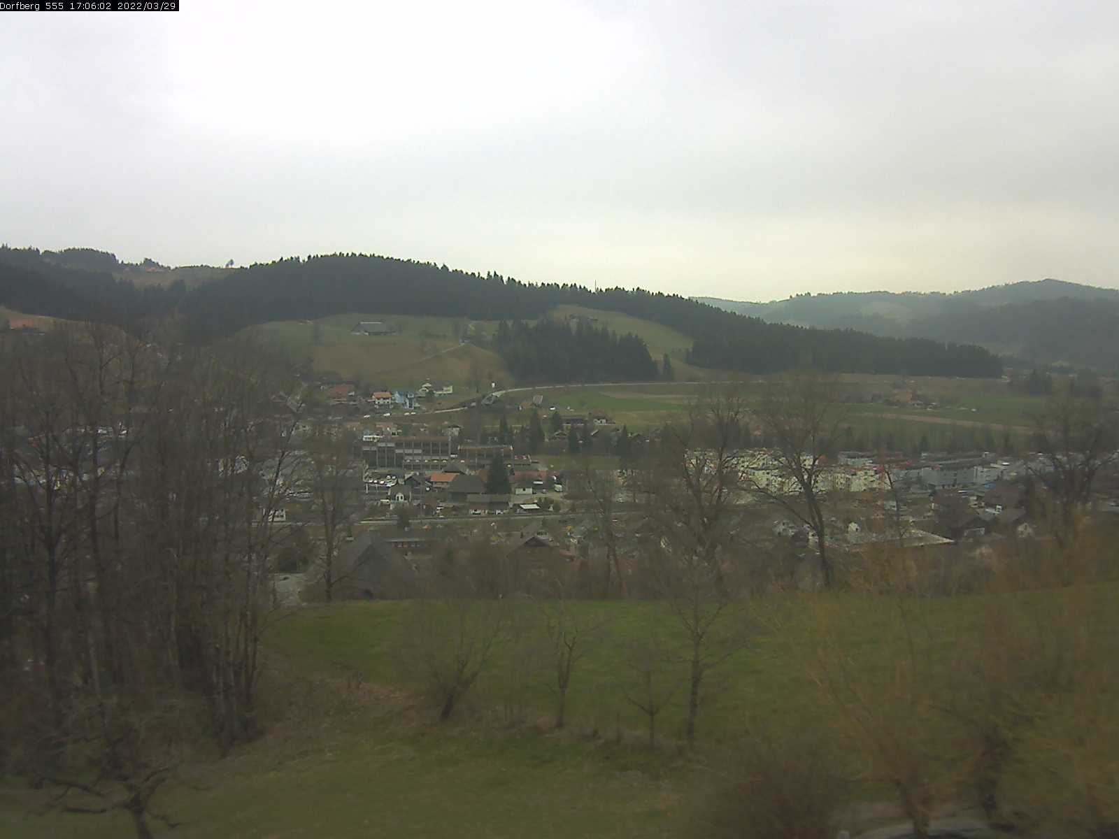 Webcam-Bild: Aussicht vom Dorfberg in Langnau 20220329-170601