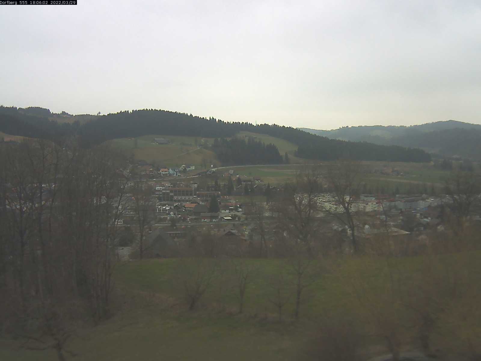 Webcam-Bild: Aussicht vom Dorfberg in Langnau 20220329-180601