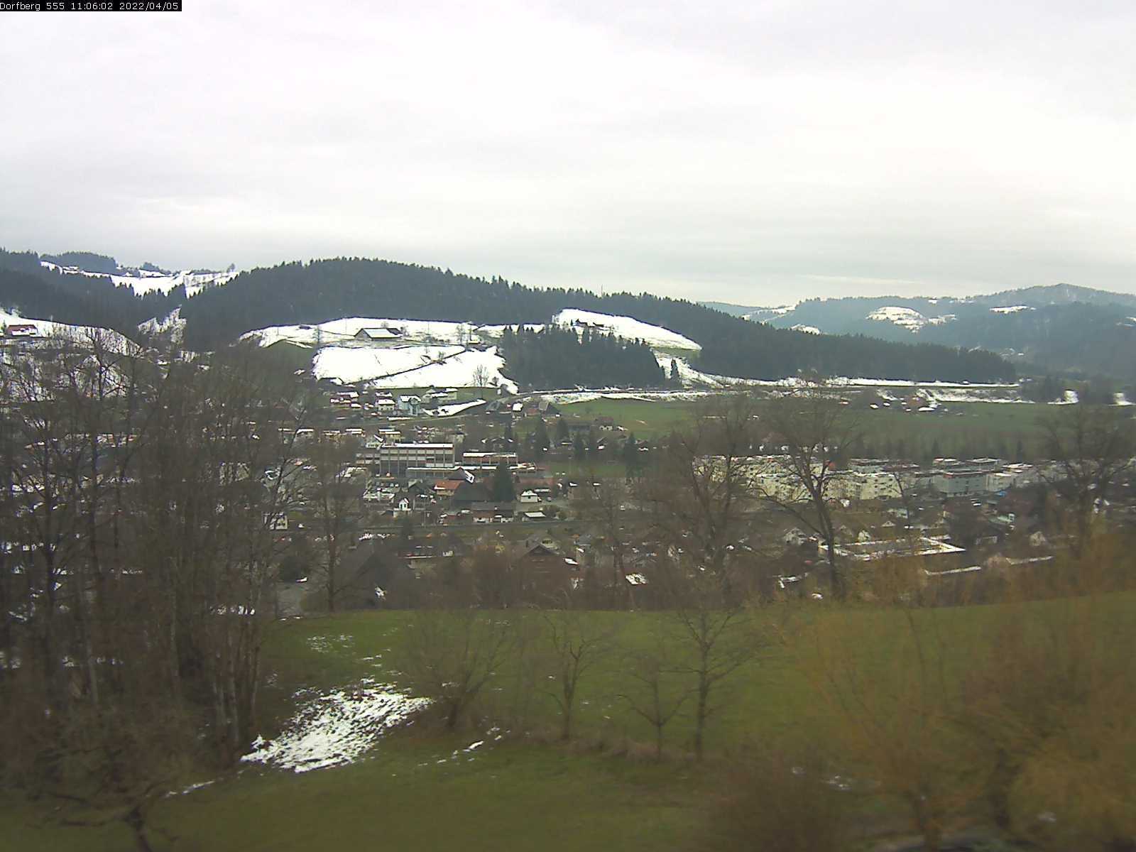 Webcam-Bild: Aussicht vom Dorfberg in Langnau 20220405-110601