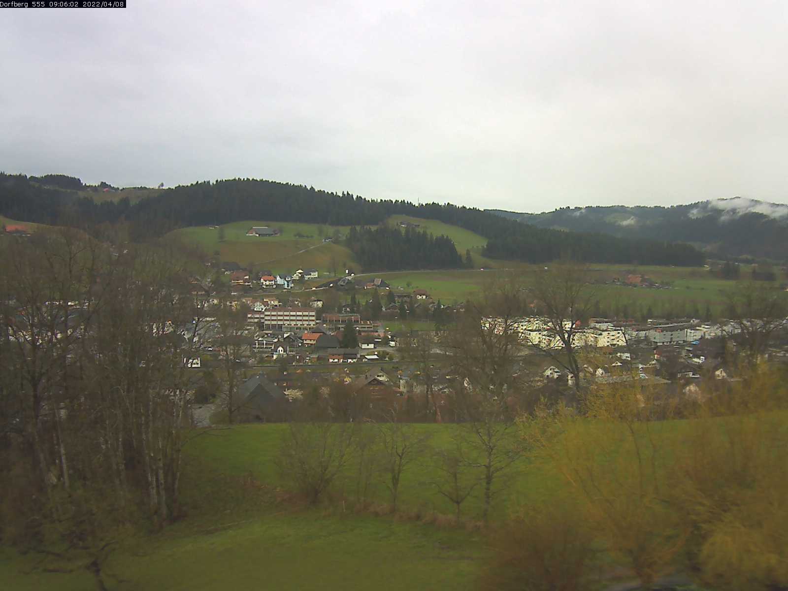Webcam-Bild: Aussicht vom Dorfberg in Langnau 20220408-090601