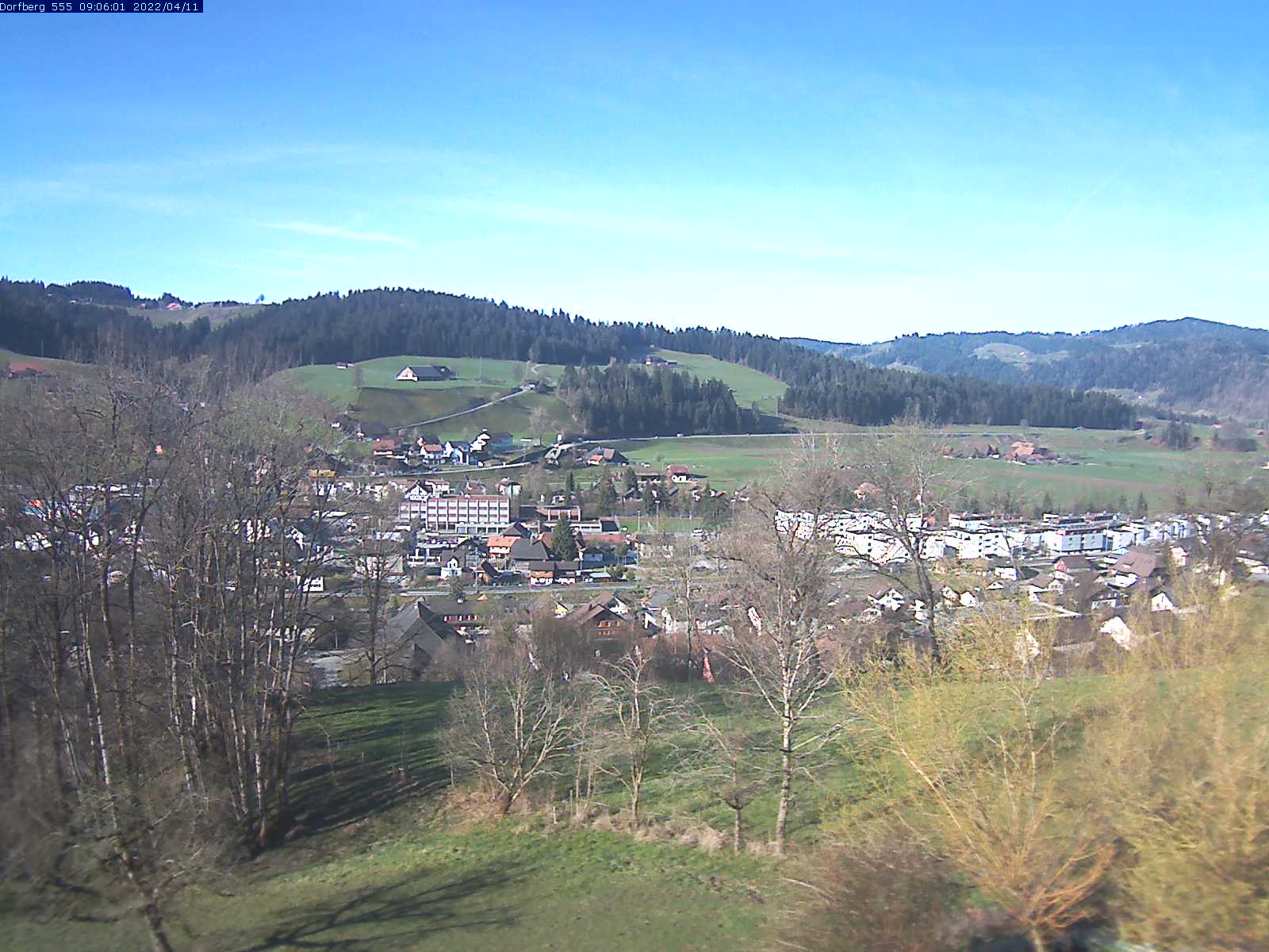 Webcam-Bild: Aussicht vom Dorfberg in Langnau 20220411-090601