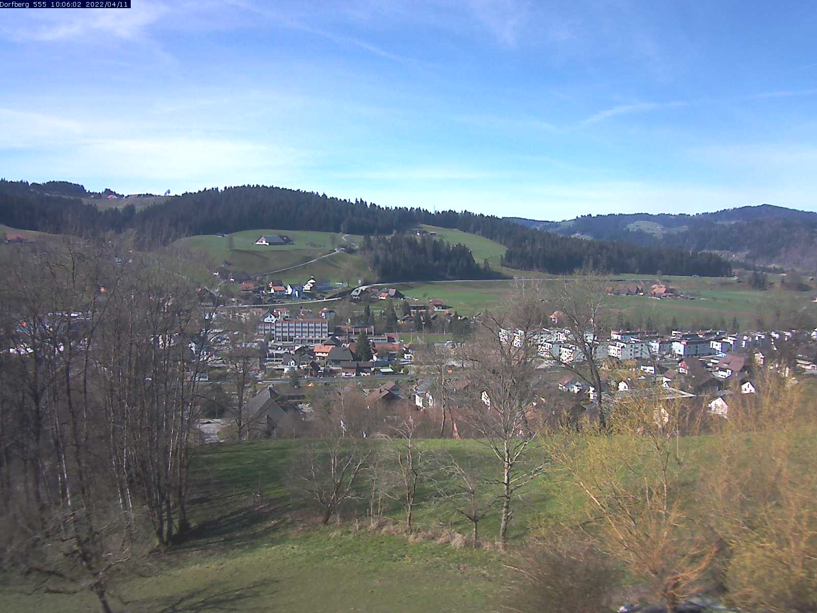 Webcam-Bild: Aussicht vom Dorfberg in Langnau 20220411-100601