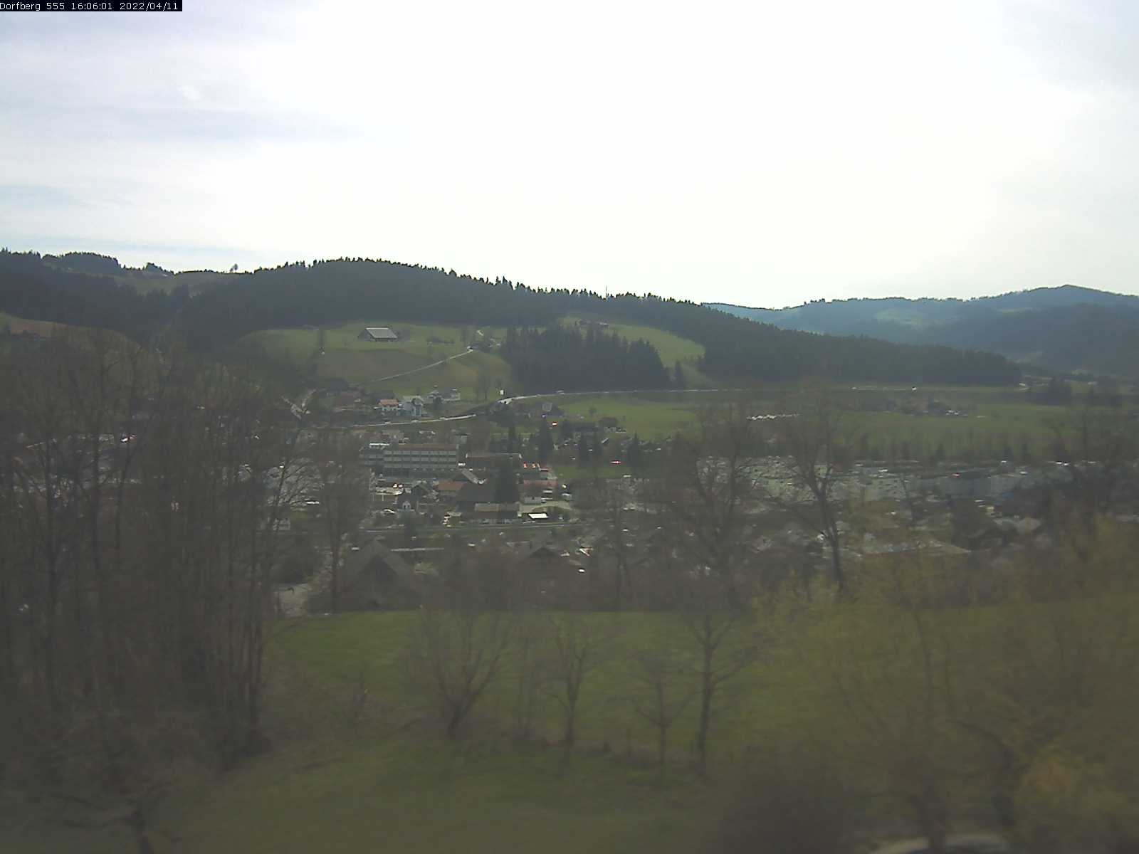 Webcam-Bild: Aussicht vom Dorfberg in Langnau 20220411-160601