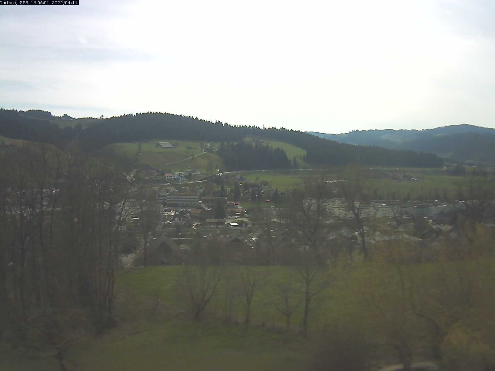 Webcam-Bild: Aussicht vom Dorfberg in Langnau 20220411-160601