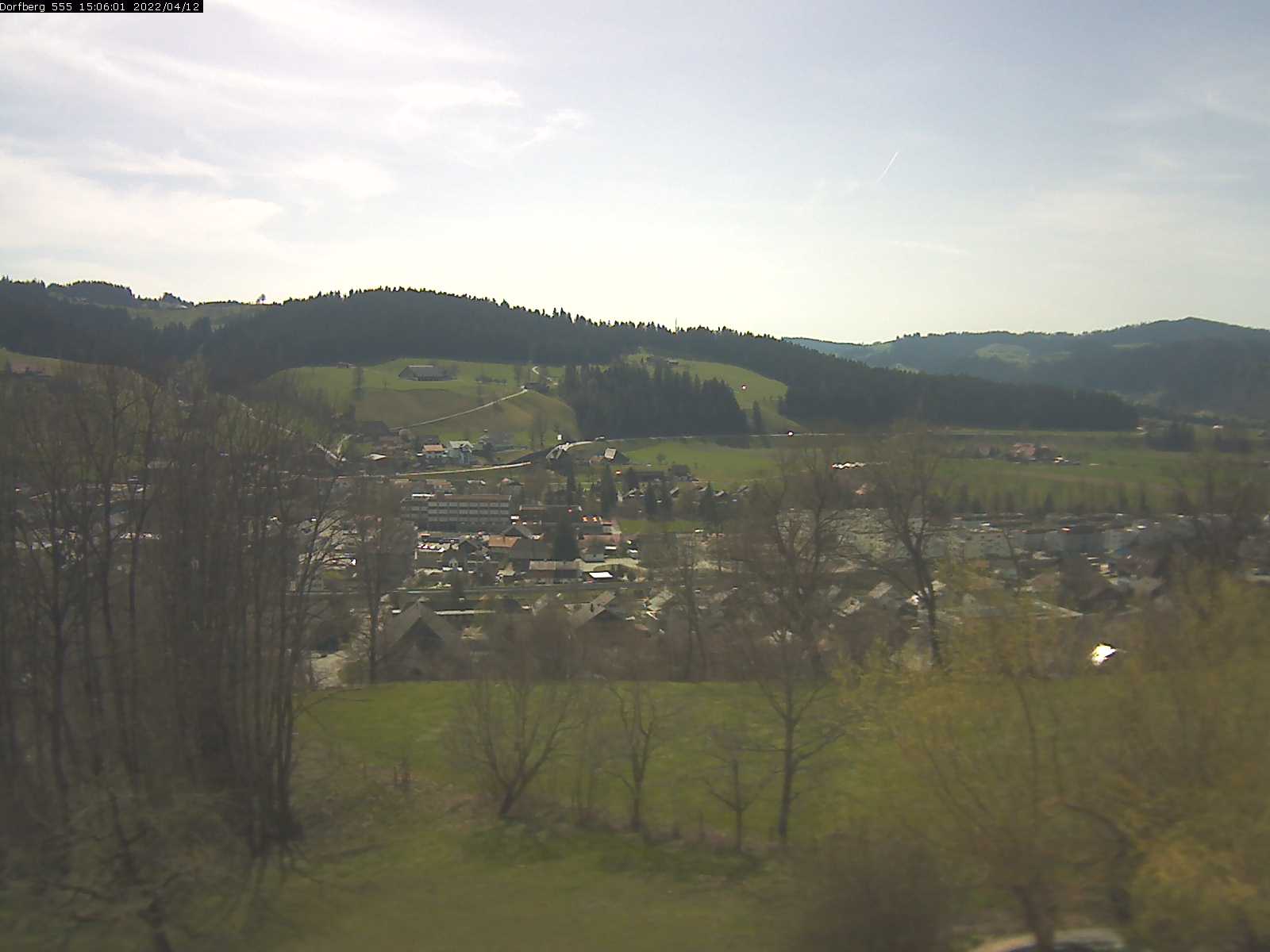 Webcam-Bild: Aussicht vom Dorfberg in Langnau 20220412-150601
