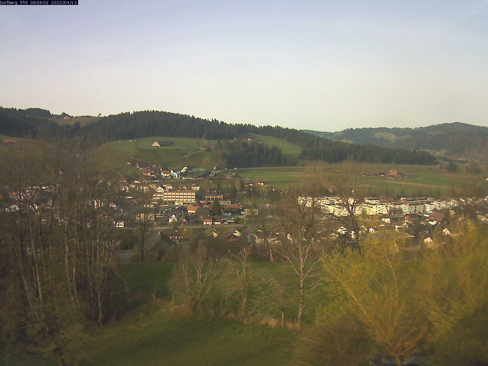 Webcam-Bild: Aussicht vom Dorfberg in Langnau 20220413-080601