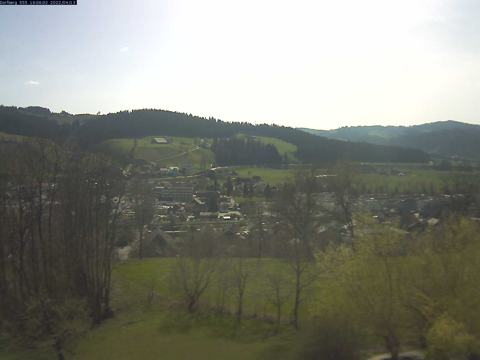 Webcam-Bild: Aussicht vom Dorfberg in Langnau 20220413-160601