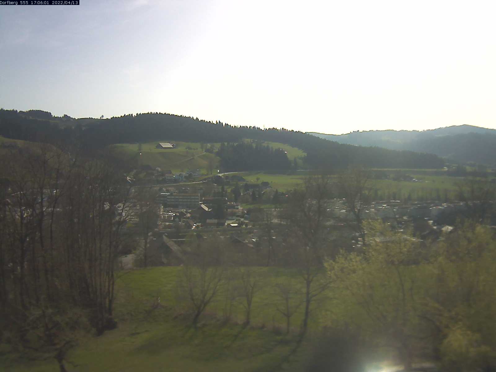 Webcam-Bild: Aussicht vom Dorfberg in Langnau 20220413-170601