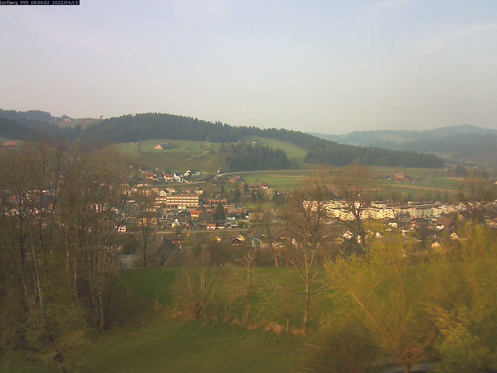 Webcam-Bild: Aussicht vom Dorfberg in Langnau 20220415-080601