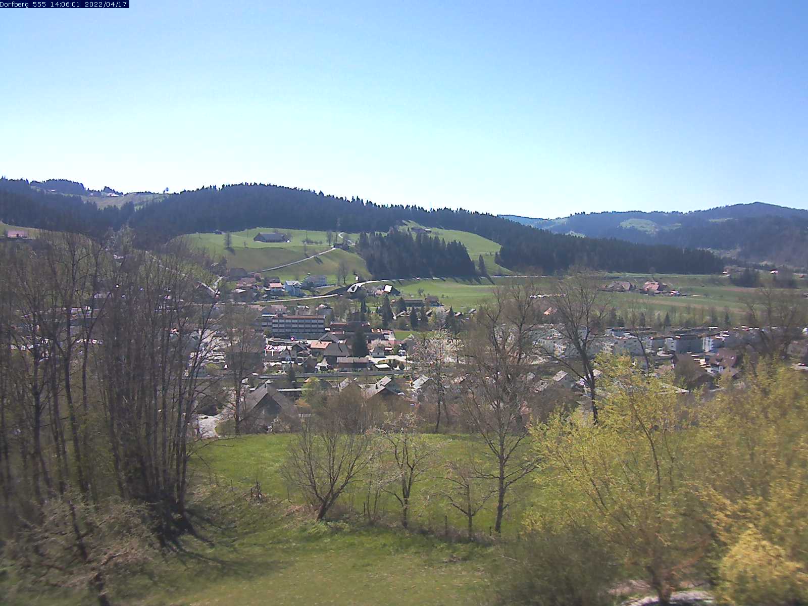 Webcam-Bild: Aussicht vom Dorfberg in Langnau 20220417-140601