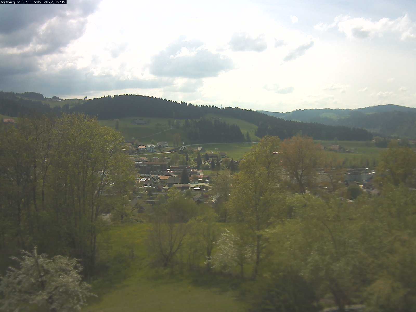Webcam-Bild: Aussicht vom Dorfberg in Langnau 20220502-150601