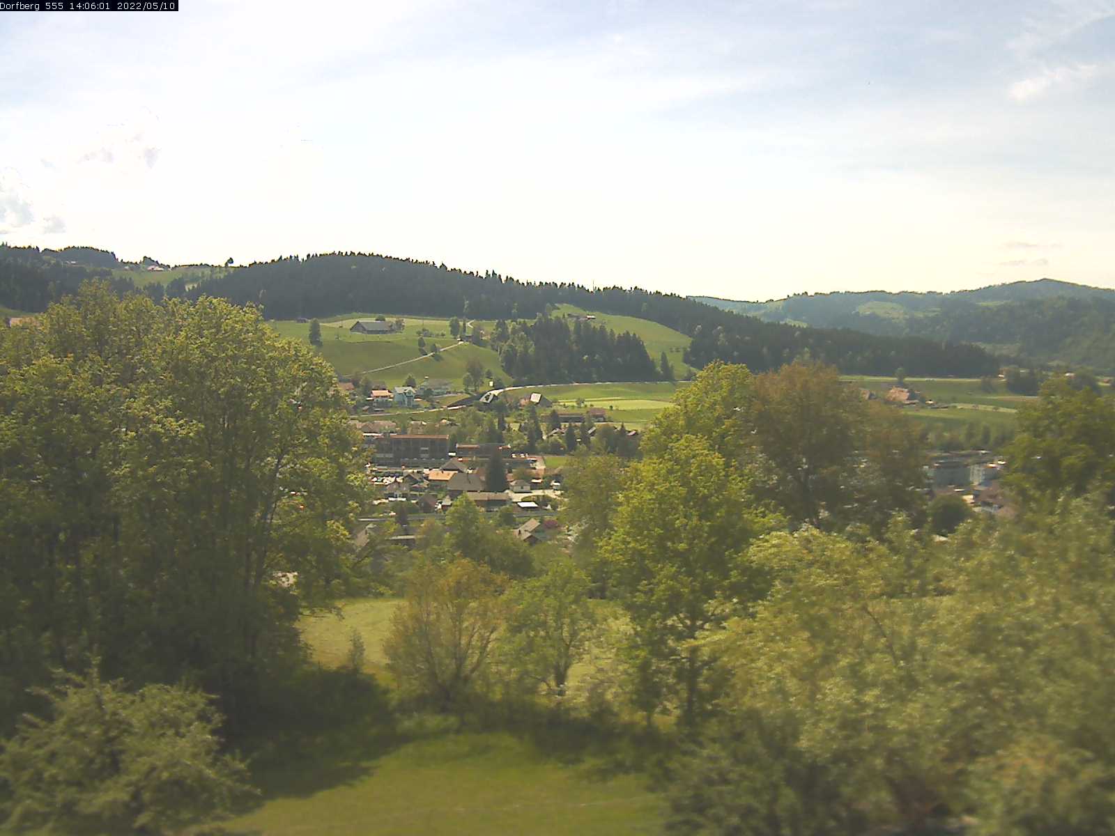 Webcam-Bild: Aussicht vom Dorfberg in Langnau 20220510-140601