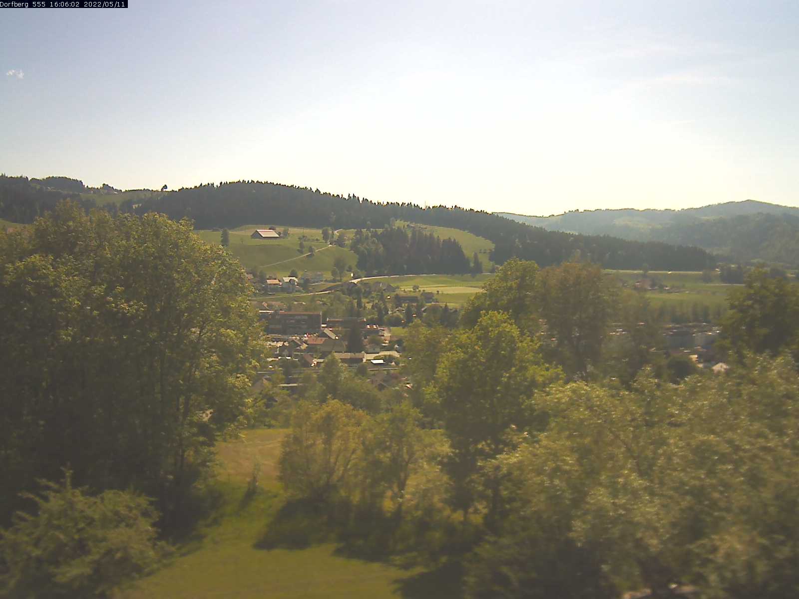 Webcam-Bild: Aussicht vom Dorfberg in Langnau 20220511-160601