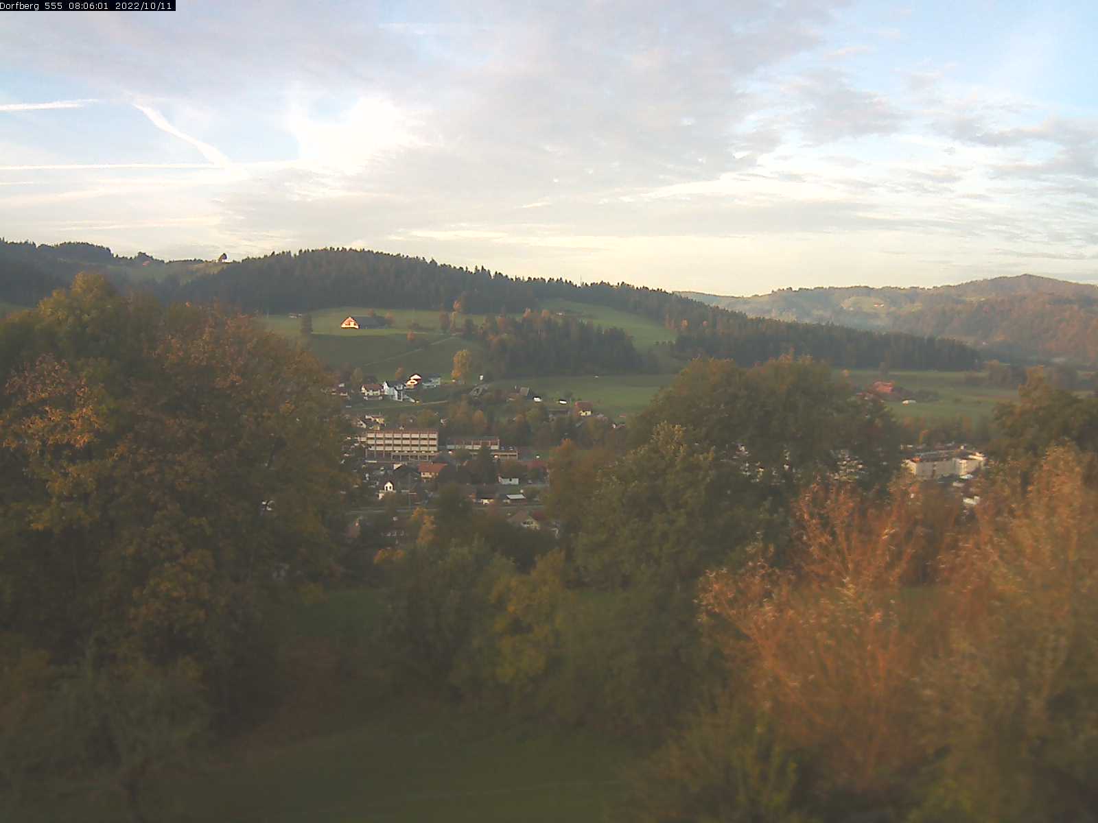 Webcam-Bild: Aussicht vom Dorfberg in Langnau 20221011-080601