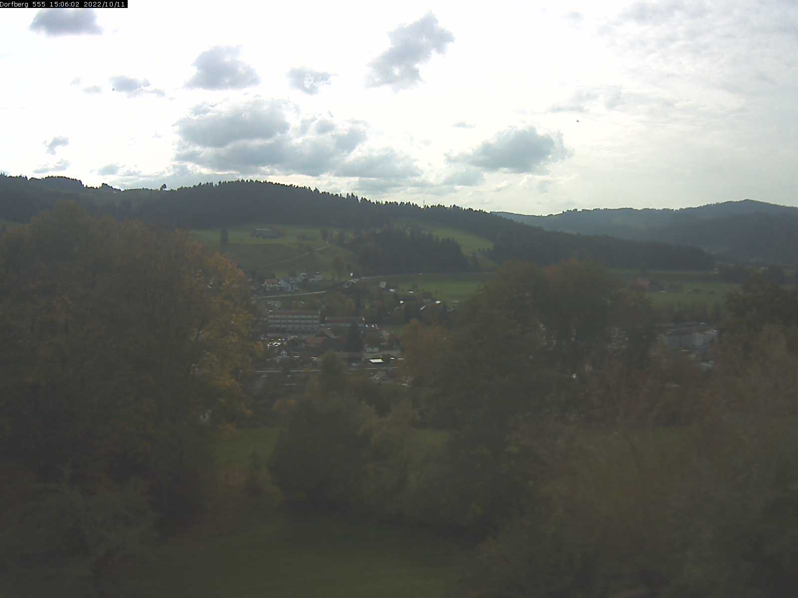 Webcam-Bild: Aussicht vom Dorfberg in Langnau 20221011-150601