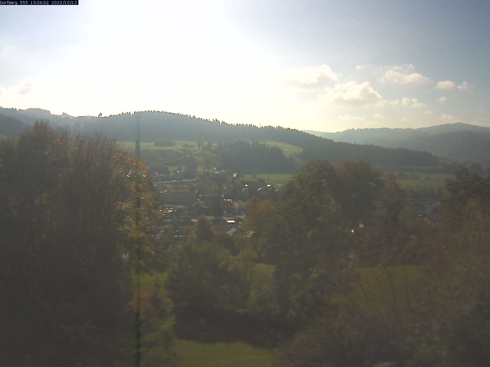 Webcam-Bild: Aussicht vom Dorfberg in Langnau 20221012-150602