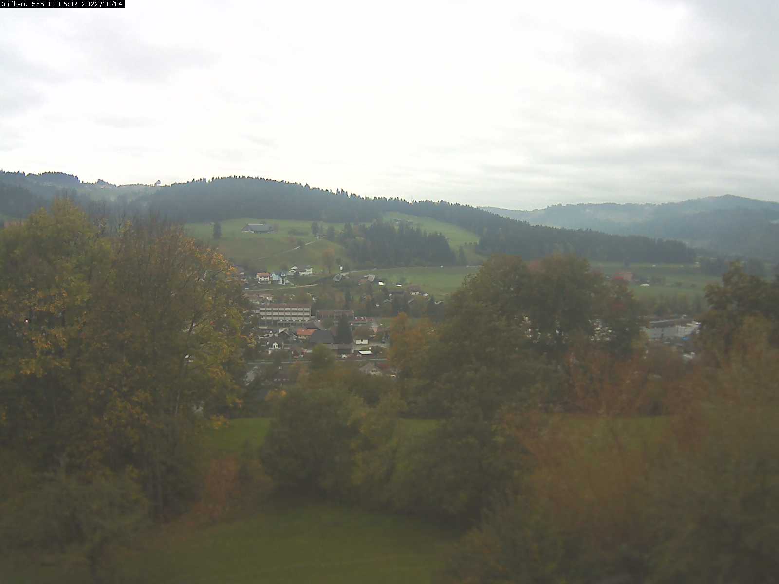 Webcam-Bild: Aussicht vom Dorfberg in Langnau 20221014-080602