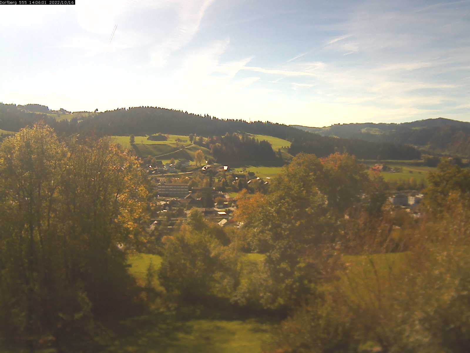 Webcam-Bild: Aussicht vom Dorfberg in Langnau 20221016-140601