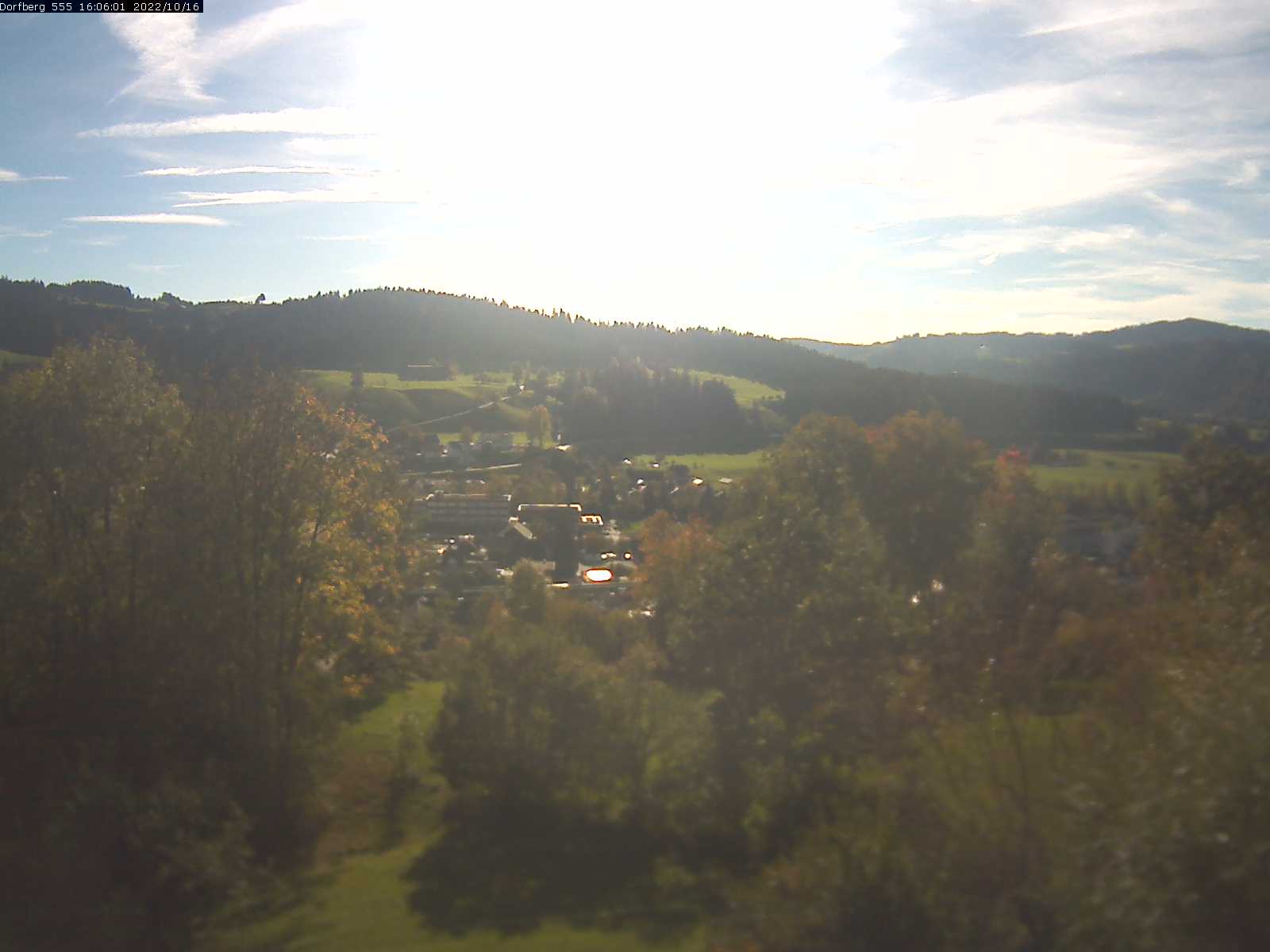 Webcam-Bild: Aussicht vom Dorfberg in Langnau 20221016-160601