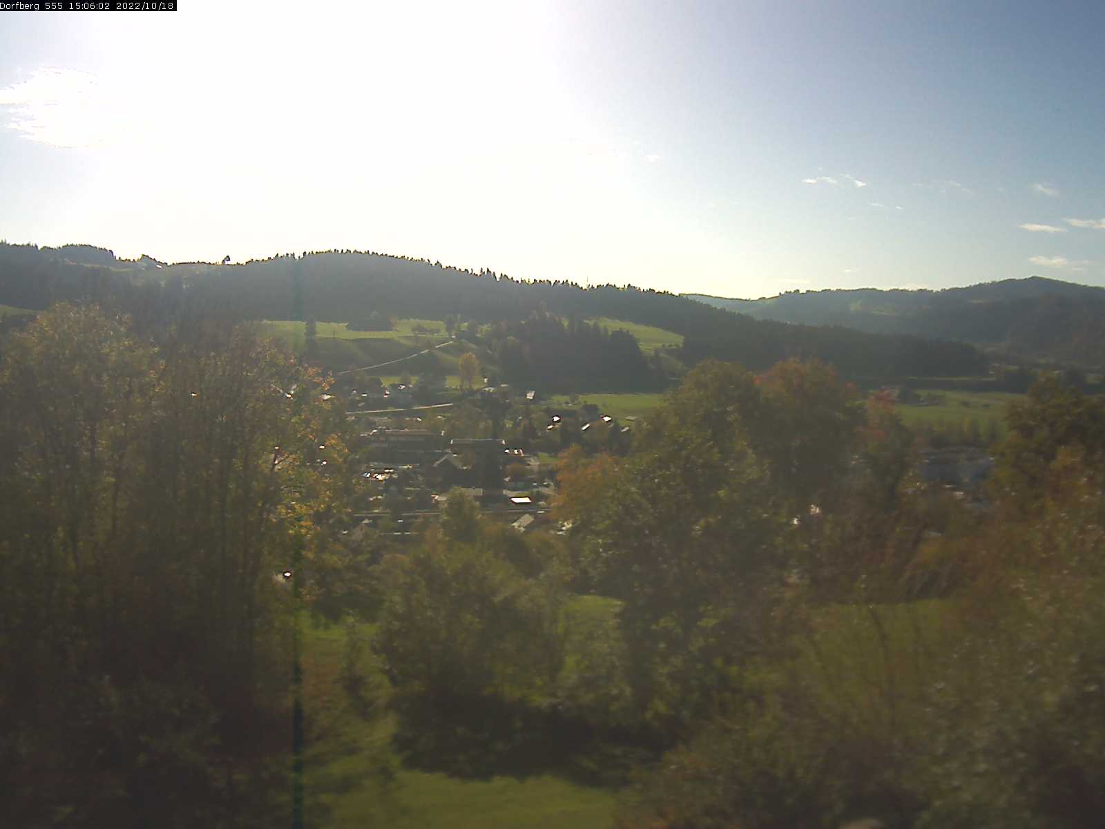Webcam-Bild: Aussicht vom Dorfberg in Langnau 20221018-150601