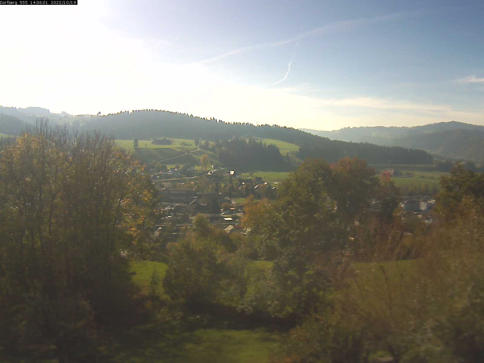 Webcam-Bild: Aussicht vom Dorfberg in Langnau 20221019-140601