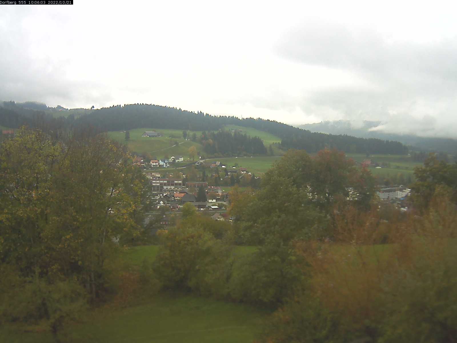 Webcam-Bild: Aussicht vom Dorfberg in Langnau 20221021-100601