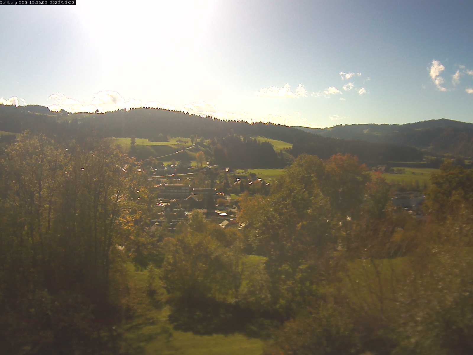 Webcam-Bild: Aussicht vom Dorfberg in Langnau 20221022-150601