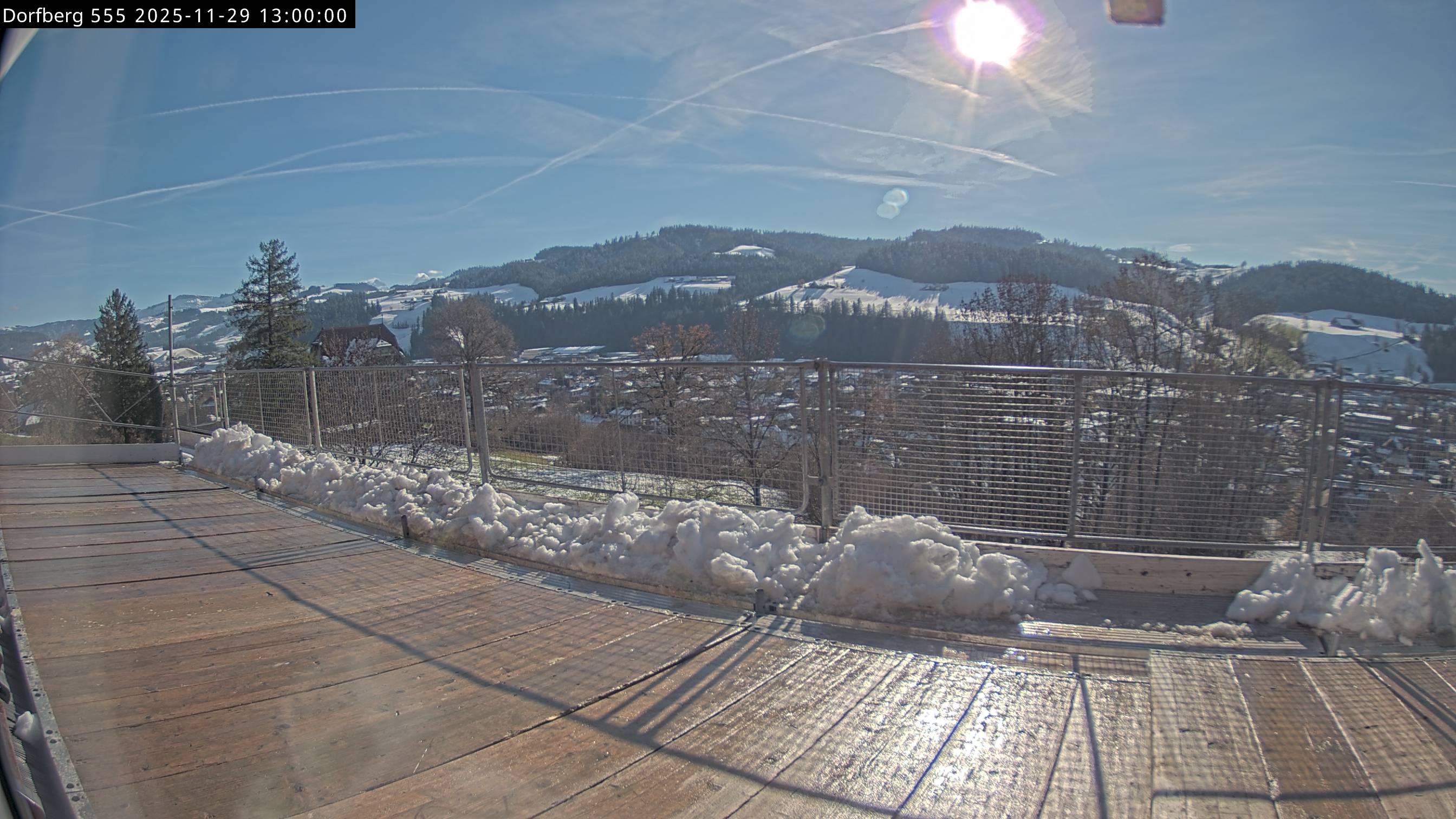 Webcam-Bild: Aussicht vom Dorfberg in Langnau 20251129-130000