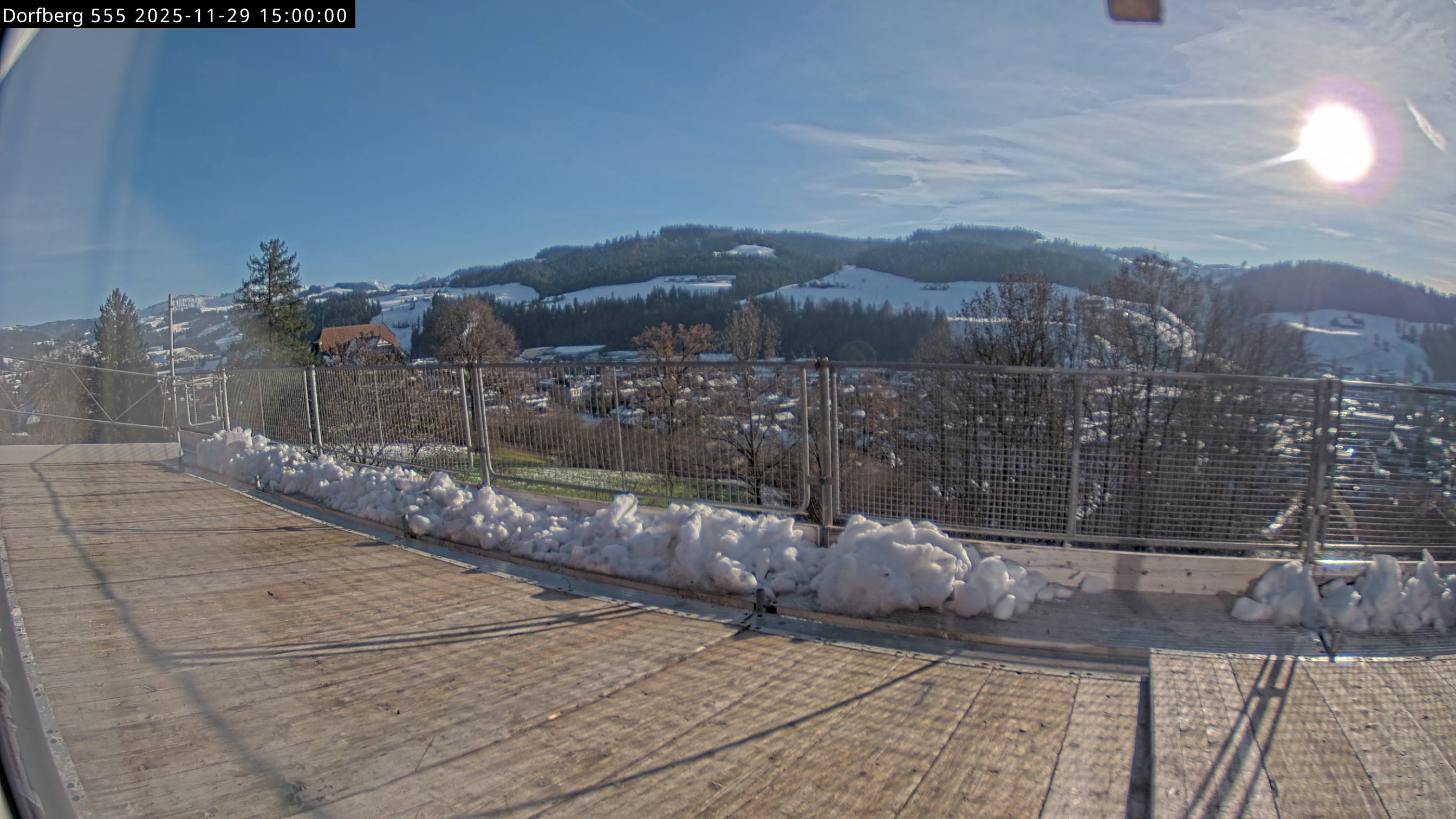 Webcam-Bild: Aussicht vom Dorfberg in Langnau 20251129-150000