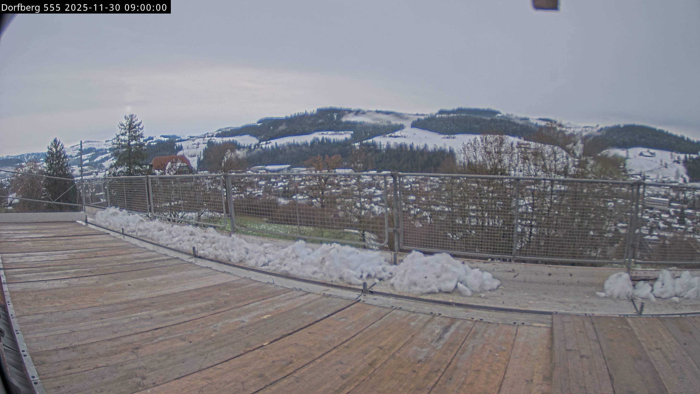 Webcam-Bild: Aussicht vom Dorfberg in Langnau 20251130-090000