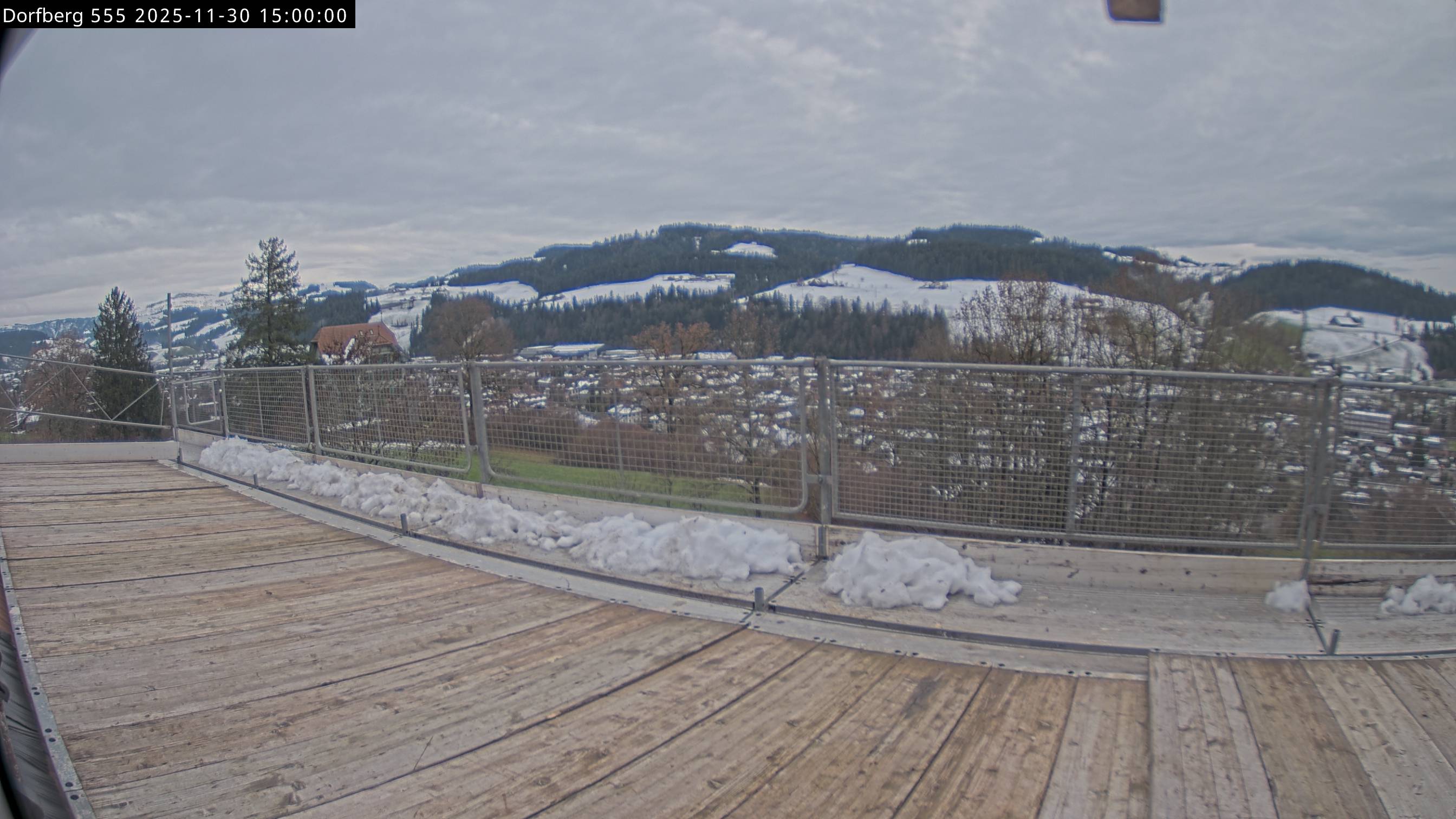 Webcam-Bild: Aussicht vom Dorfberg in Langnau 20251130-150000