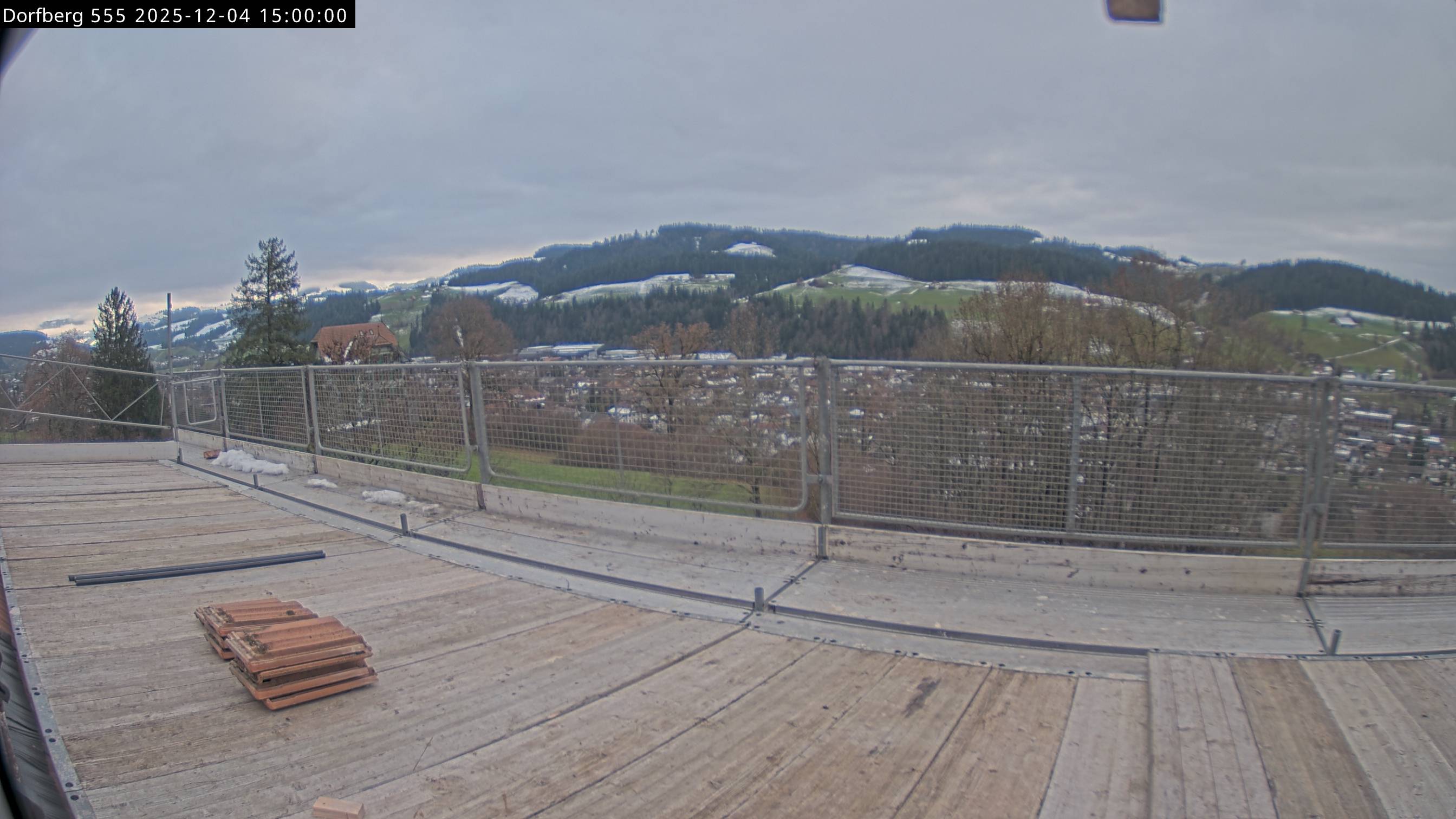 Webcam-Bild: Aussicht vom Dorfberg in Langnau 20251204-150000