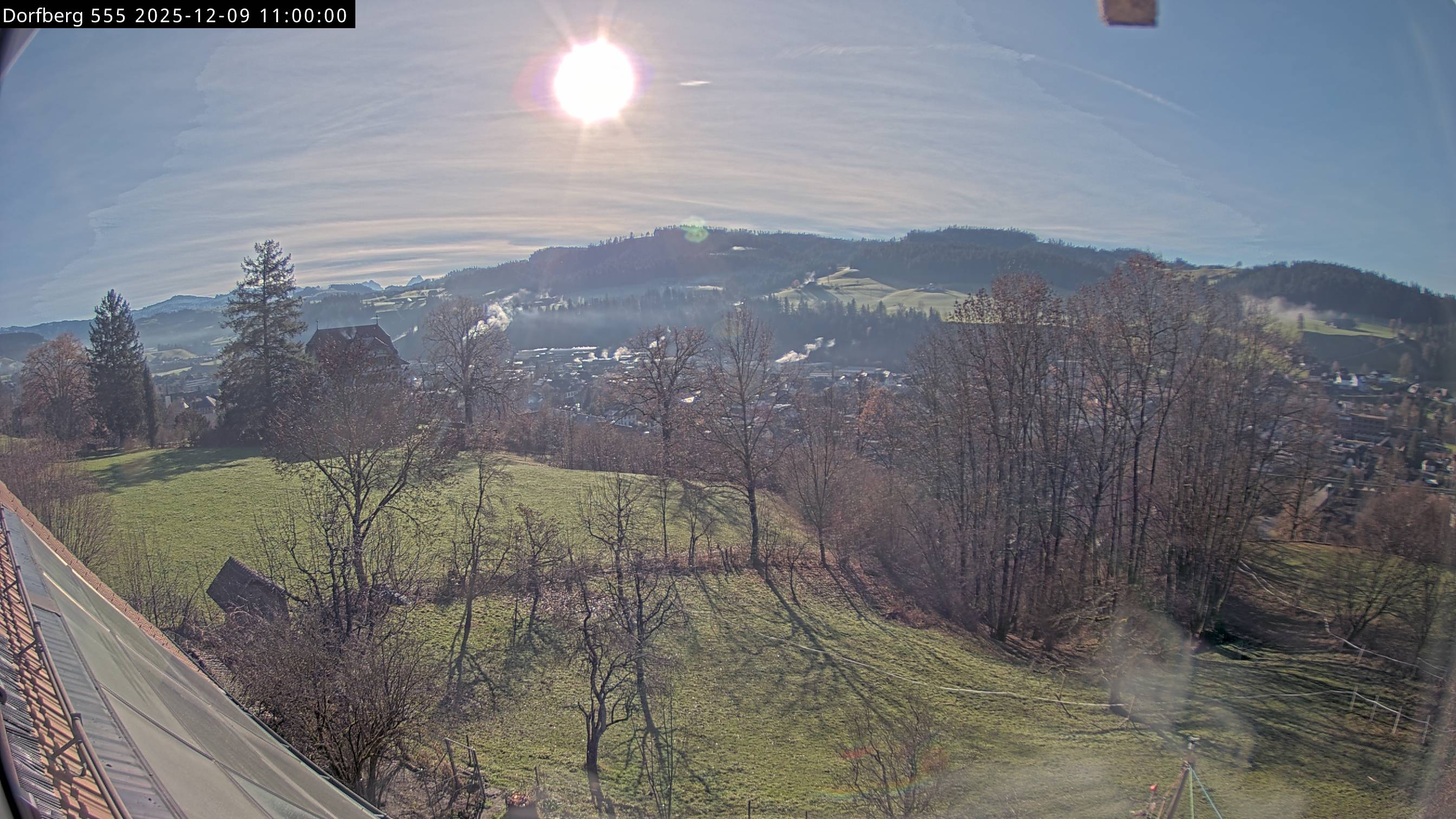 Webcam-Bild: Aussicht vom Dorfberg in Langnau 20251209-110000