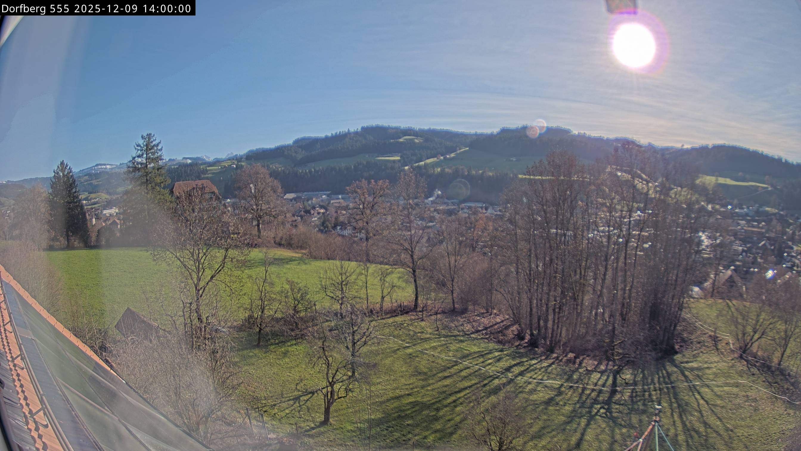 Webcam-Bild: Aussicht vom Dorfberg in Langnau 20251209-140000