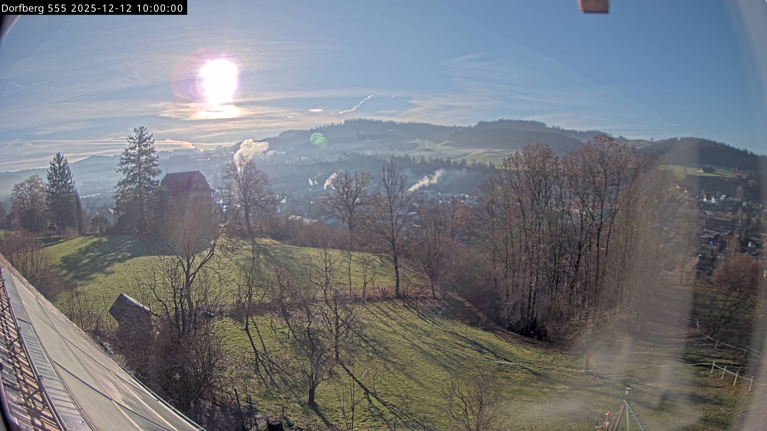 Webcam-Bild: Aussicht vom Dorfberg in Langnau 20251212-100000