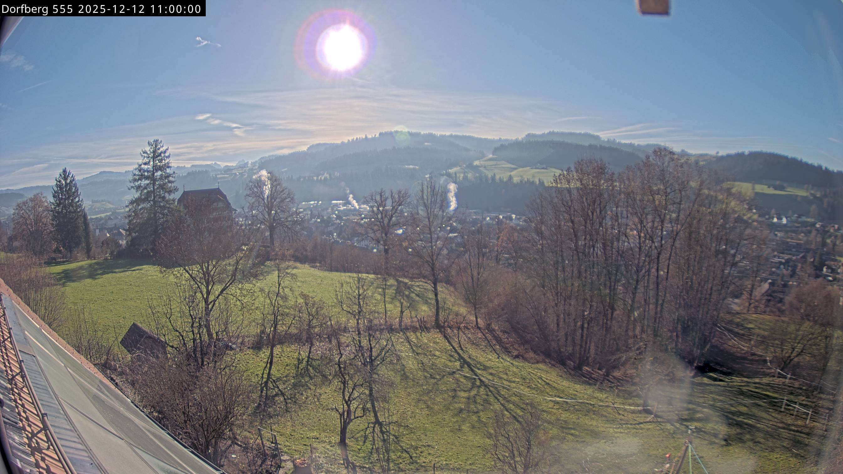 Webcam-Bild: Aussicht vom Dorfberg in Langnau 20251212-110000