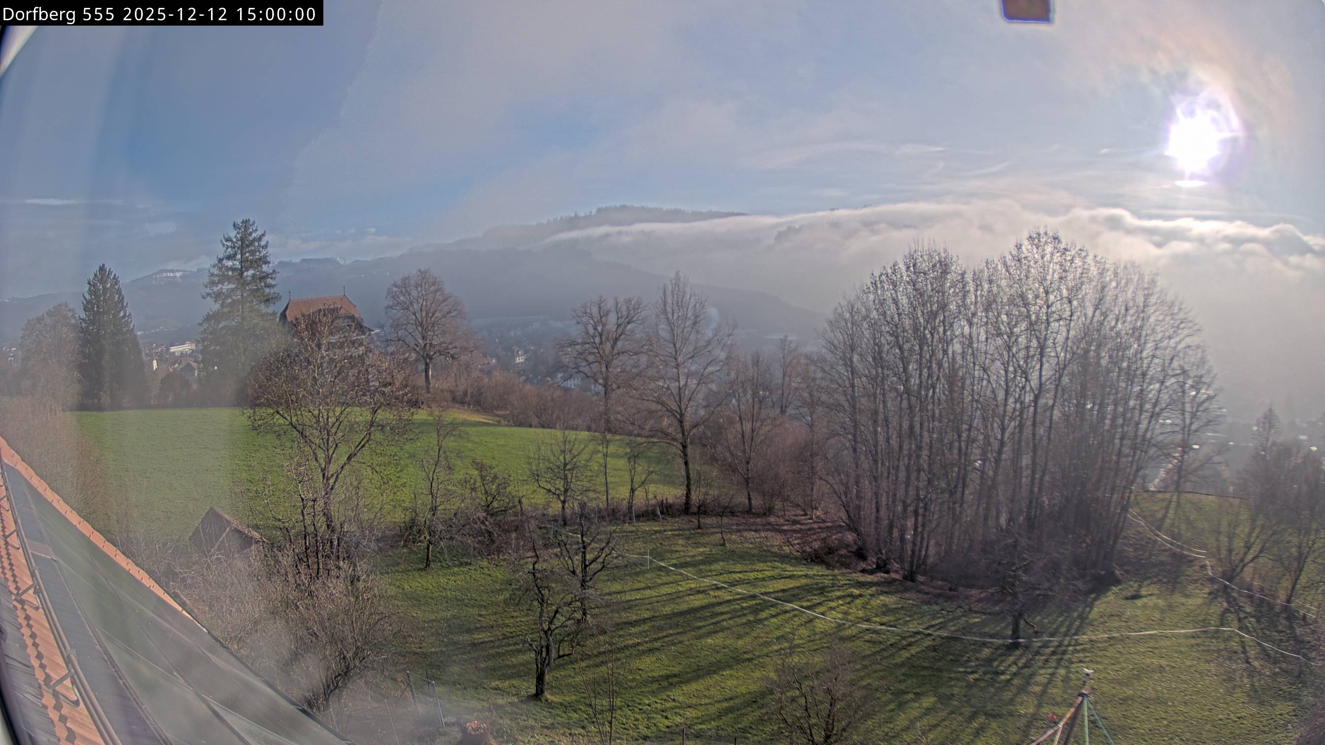 Webcam-Bild: Aussicht vom Dorfberg in Langnau 20251212-150000