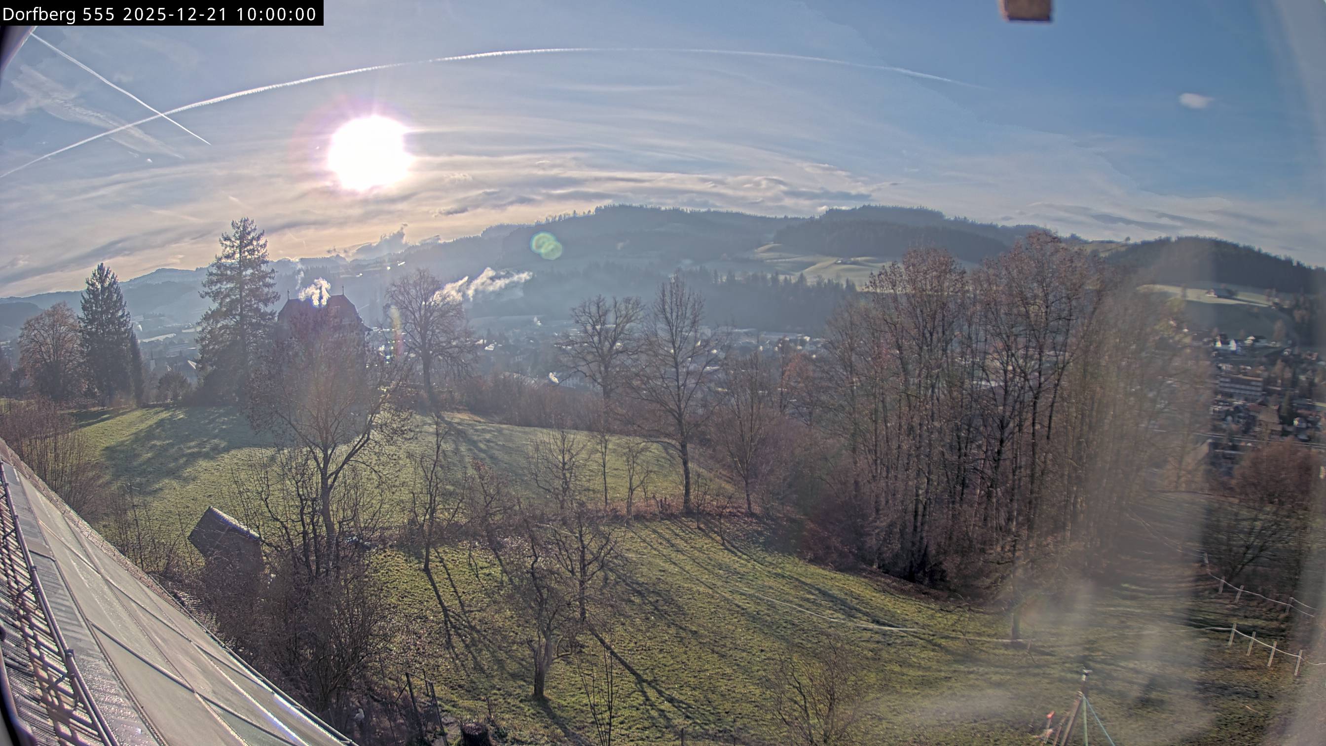 Webcam-Bild: Aussicht vom Dorfberg in Langnau 20251221-100000