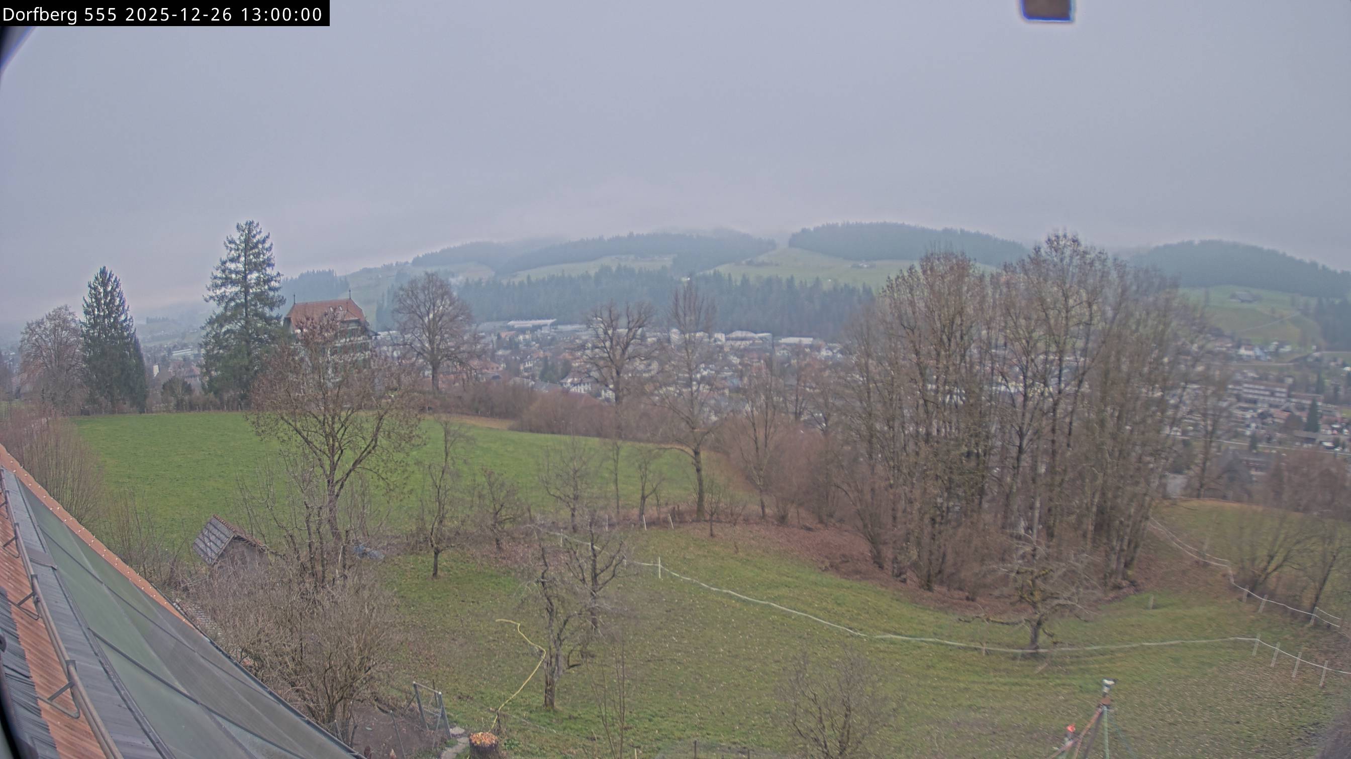 Webcam-Bild: Aussicht vom Dorfberg in Langnau 20251226-130000