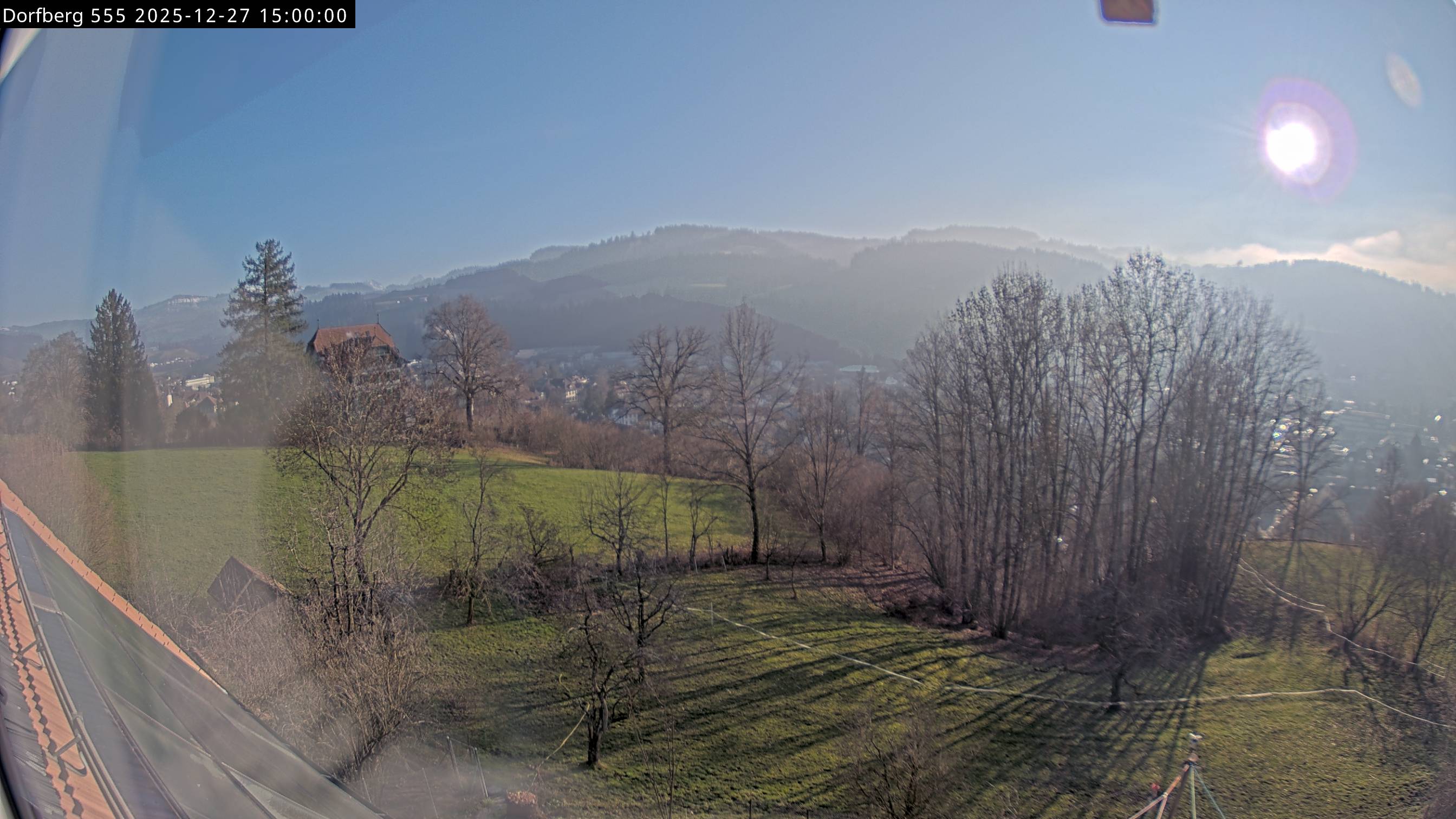 Webcam-Bild: Aussicht vom Dorfberg in Langnau 20251227-150000