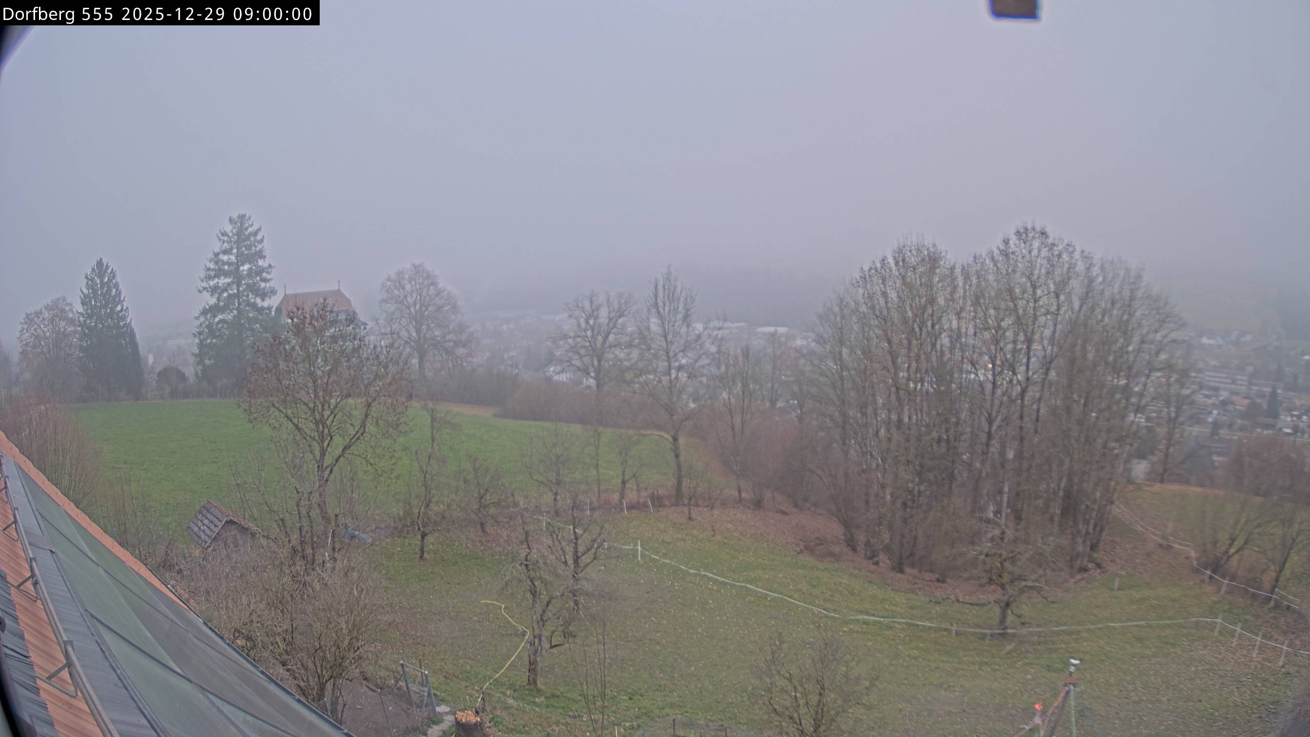 Webcam-Bild: Aussicht vom Dorfberg in Langnau 20251229-090000