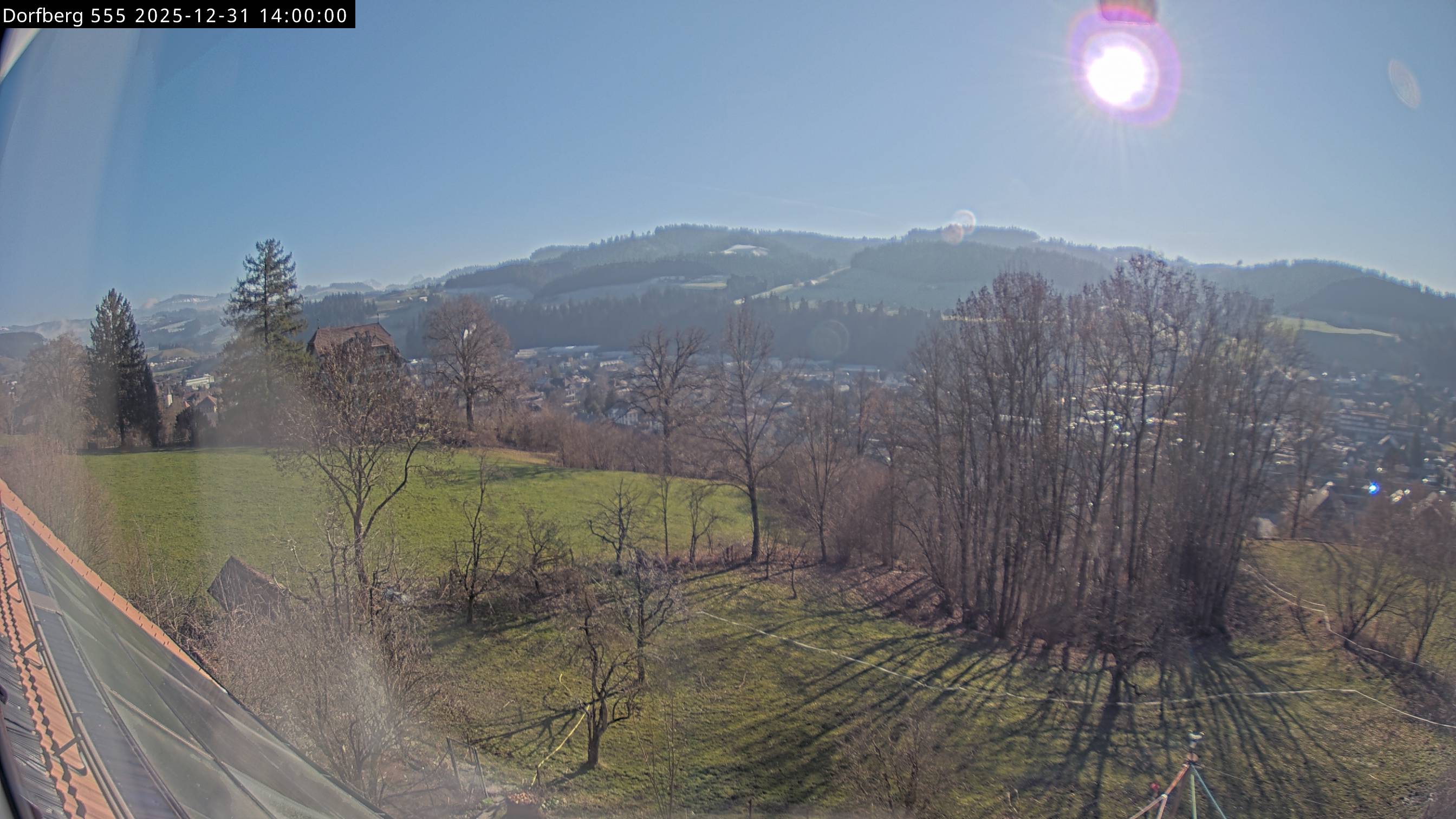 Webcam-Bild: Aussicht vom Dorfberg in Langnau 20251231-140000