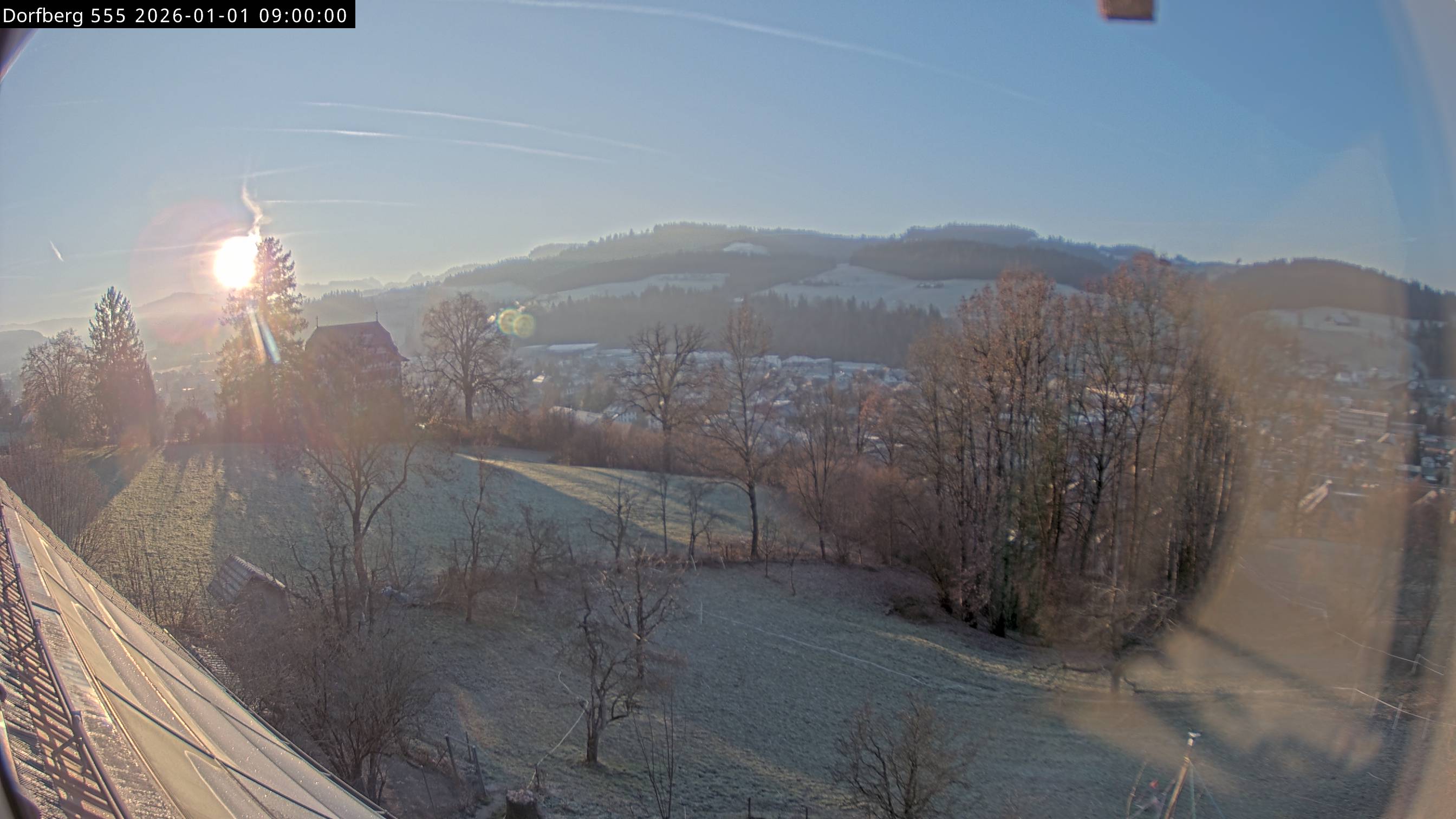 Webcam-Bild: Aussicht vom Dorfberg in Langnau 20260101-090000