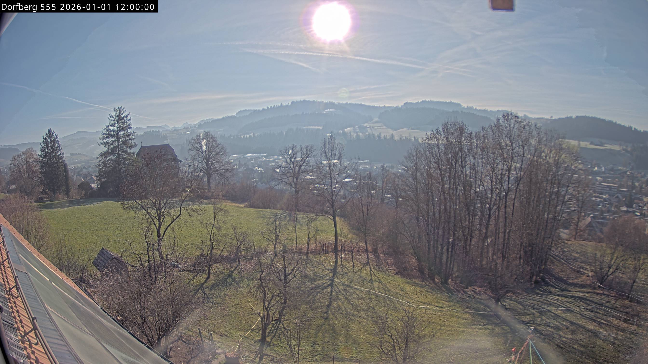 Webcam-Bild: Aussicht vom Dorfberg in Langnau 20260101-120000