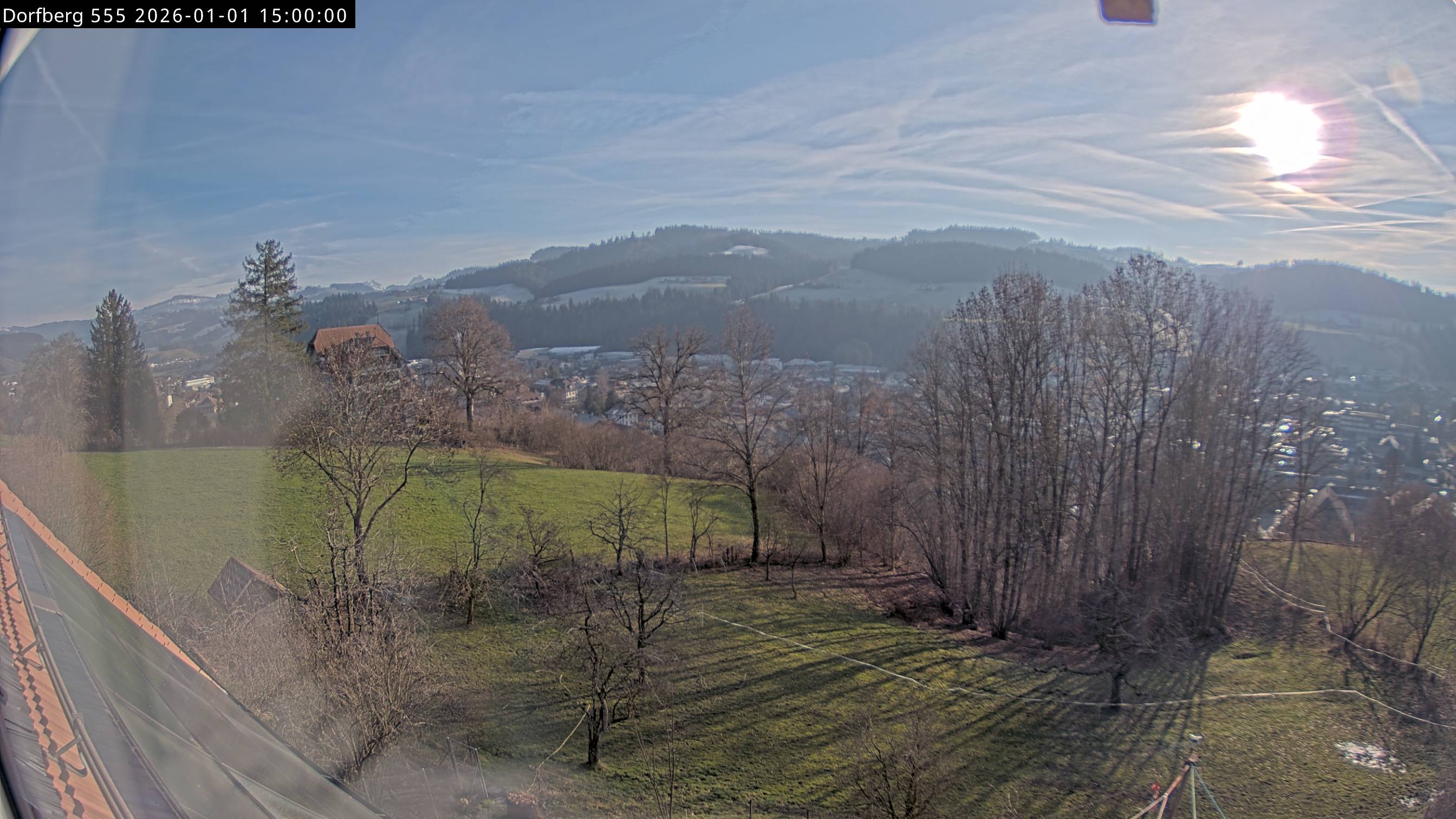 Webcam-Bild: Aussicht vom Dorfberg in Langnau 20260101-150000
