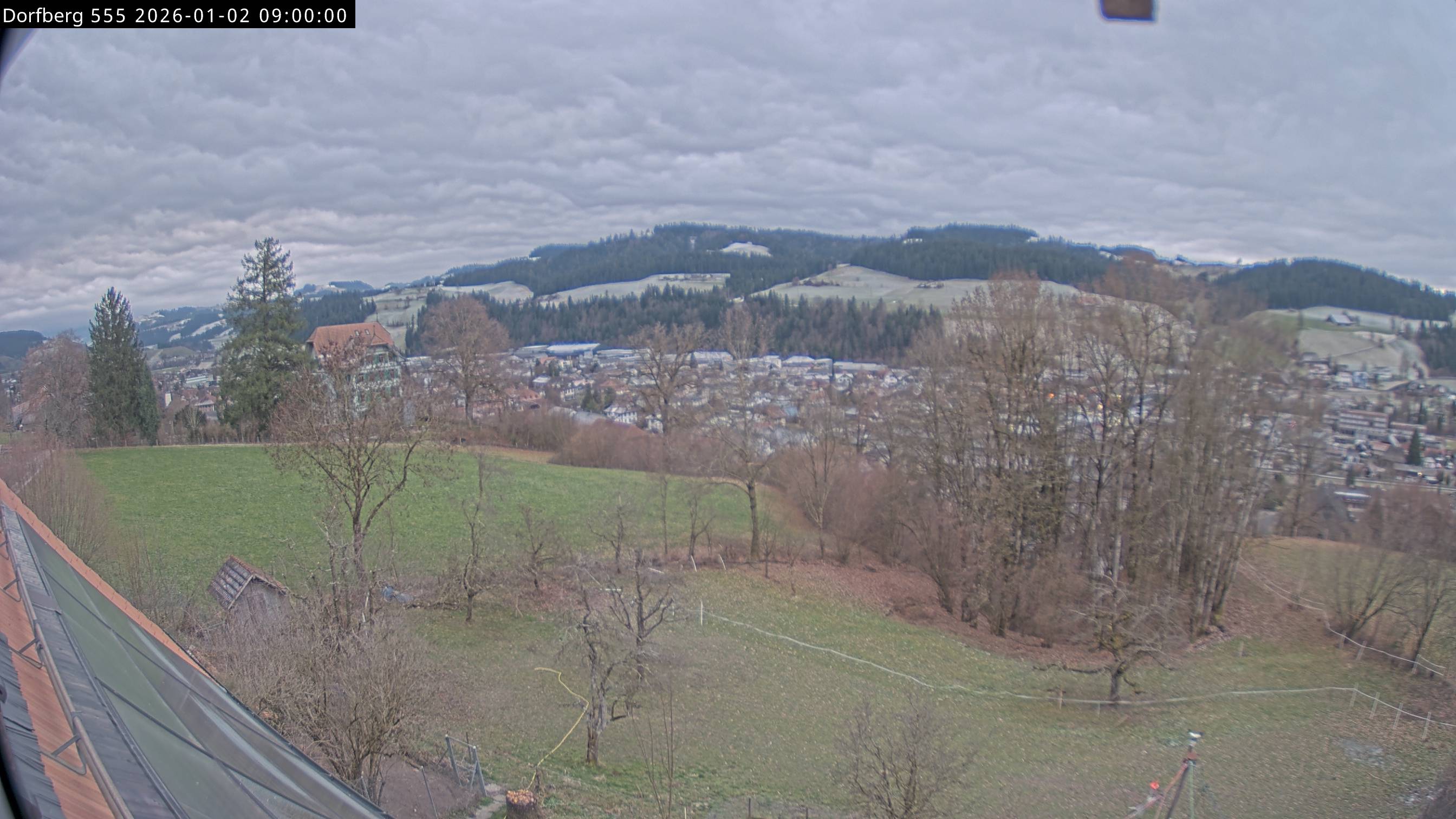 Webcam-Bild: Aussicht vom Dorfberg in Langnau 20260102-090000